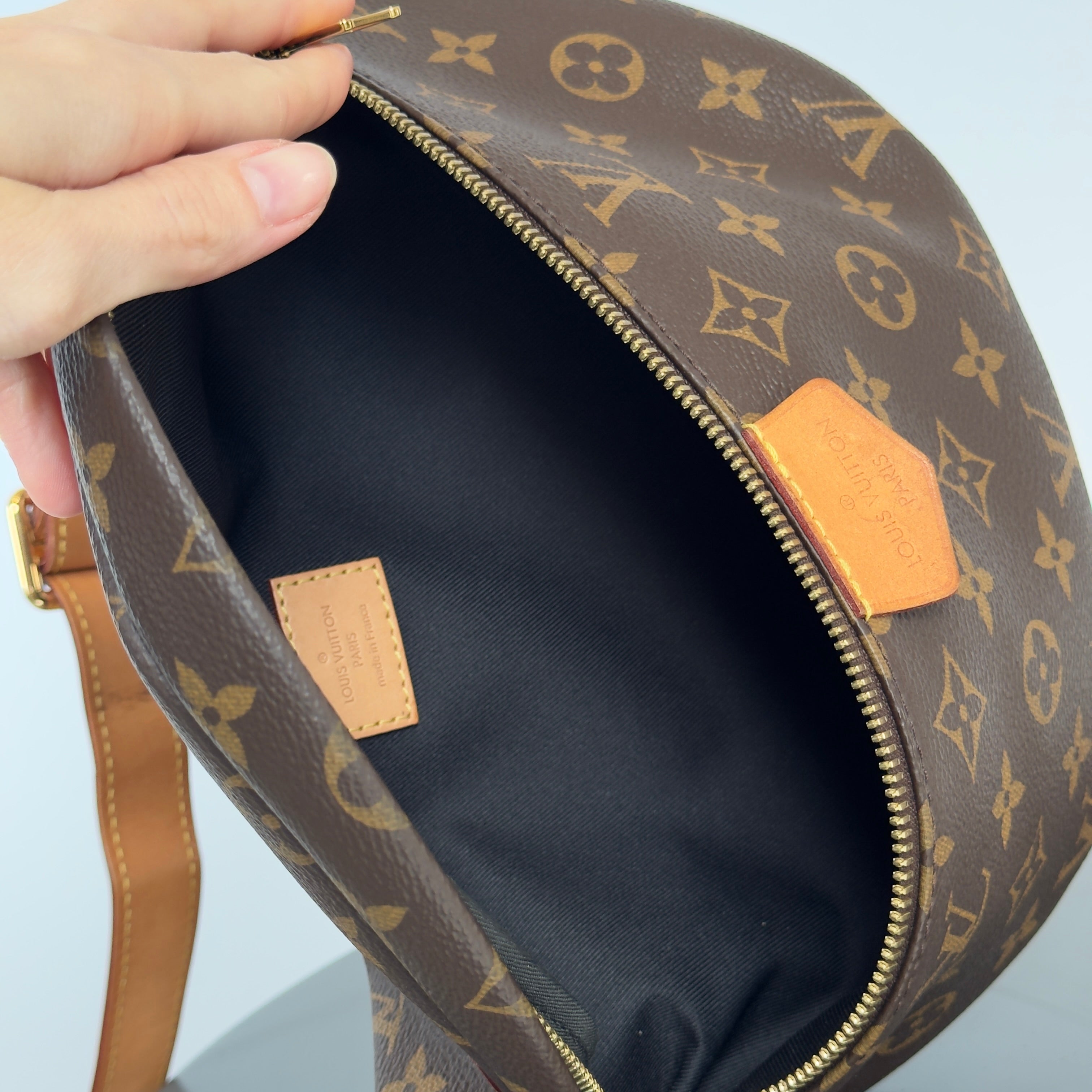 Louis Vuitton Monogram Bumbag - Queen May