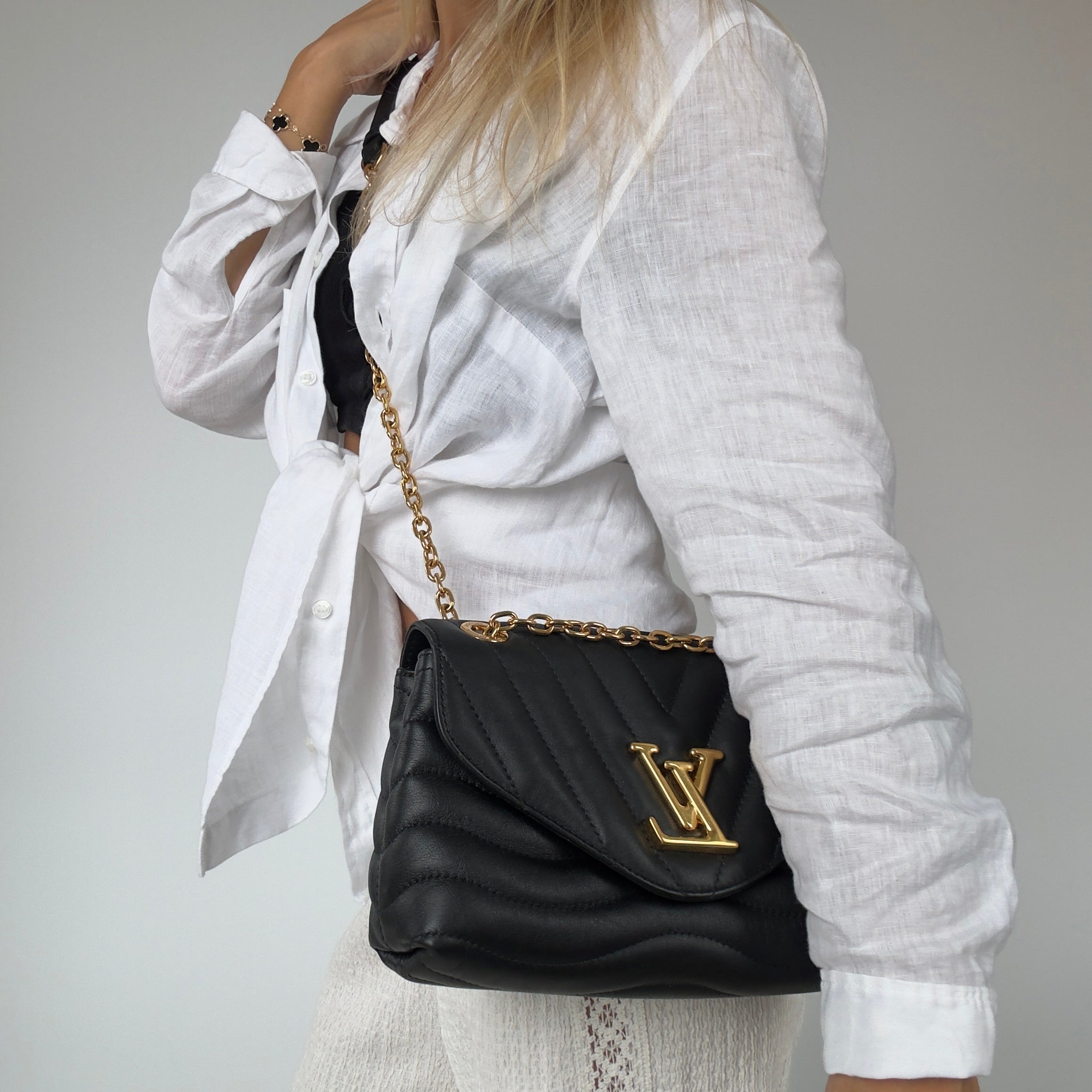 Louis Vuitton New Wave MM - Queen May