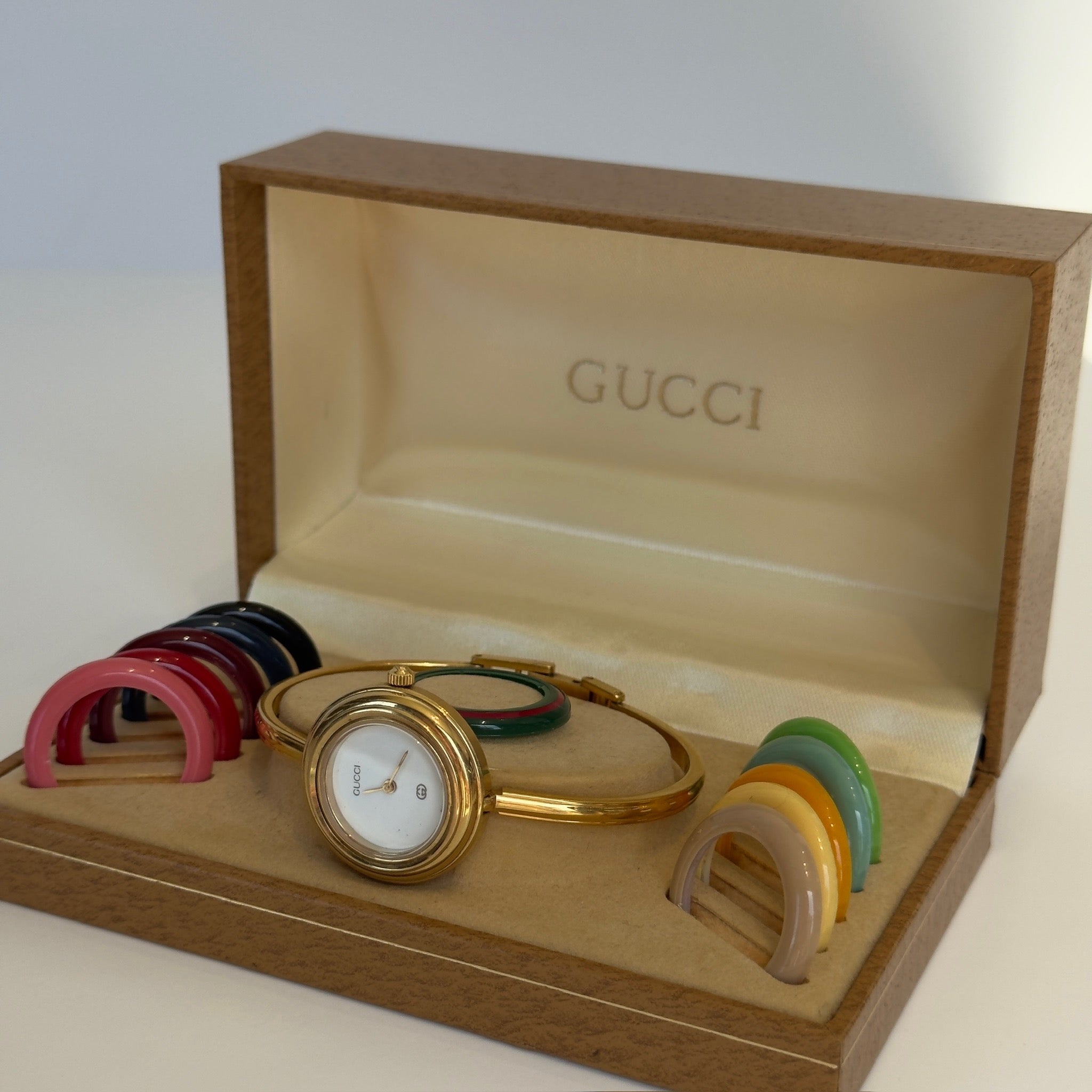 Vintage Gucci Interchangeable Bezel Bangle Watch - Queen May