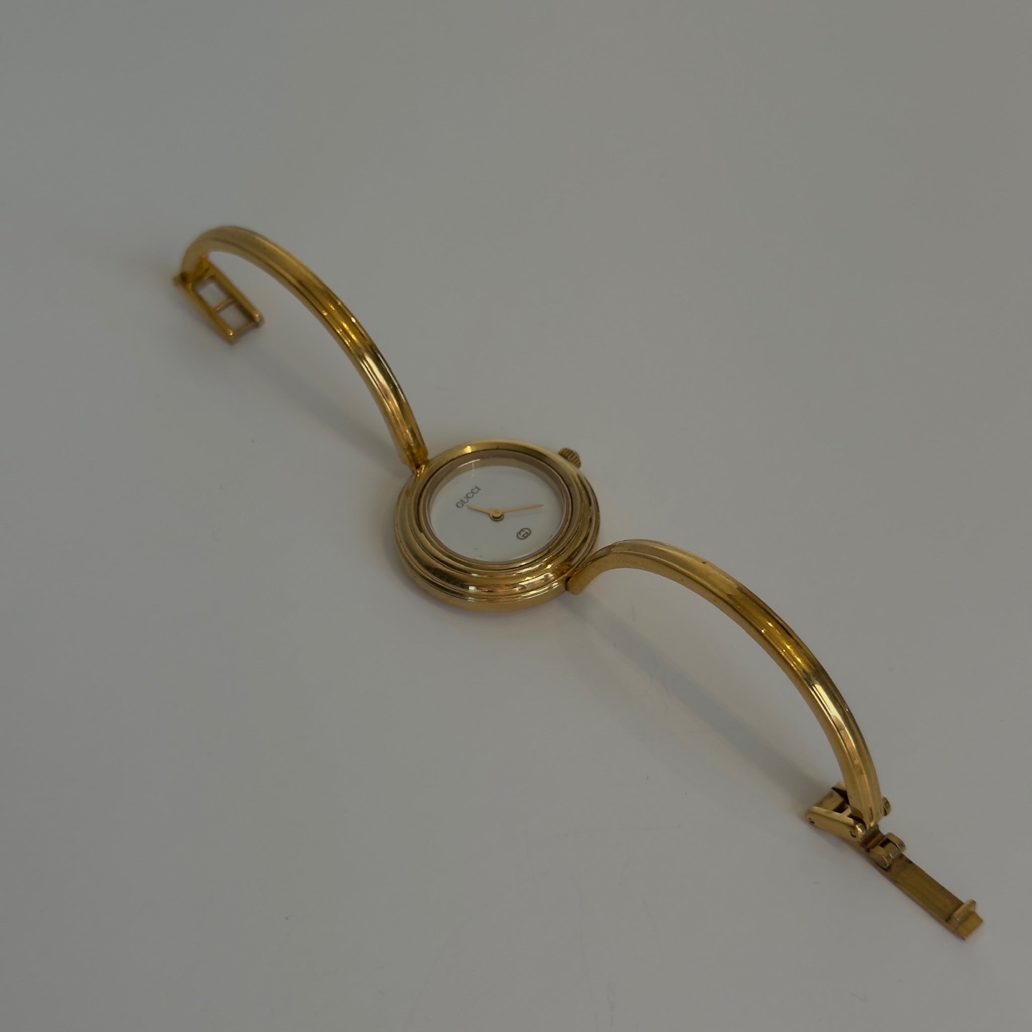 Vintage Gucci Interchangeable Bezel Bangle Watch - Queen May