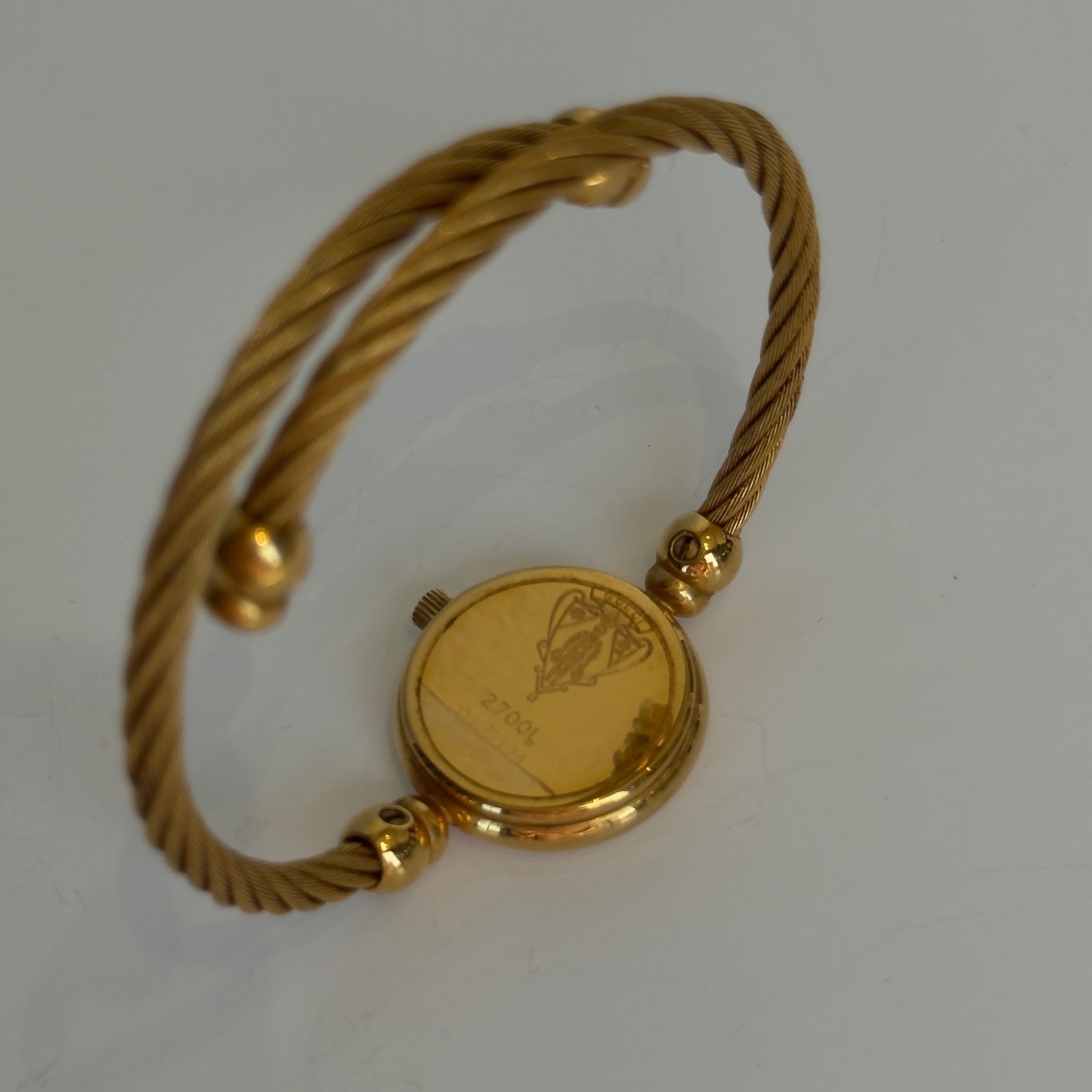 Gucci 20mm Mother Of Pearl Rope Bangle Watch - Queen May