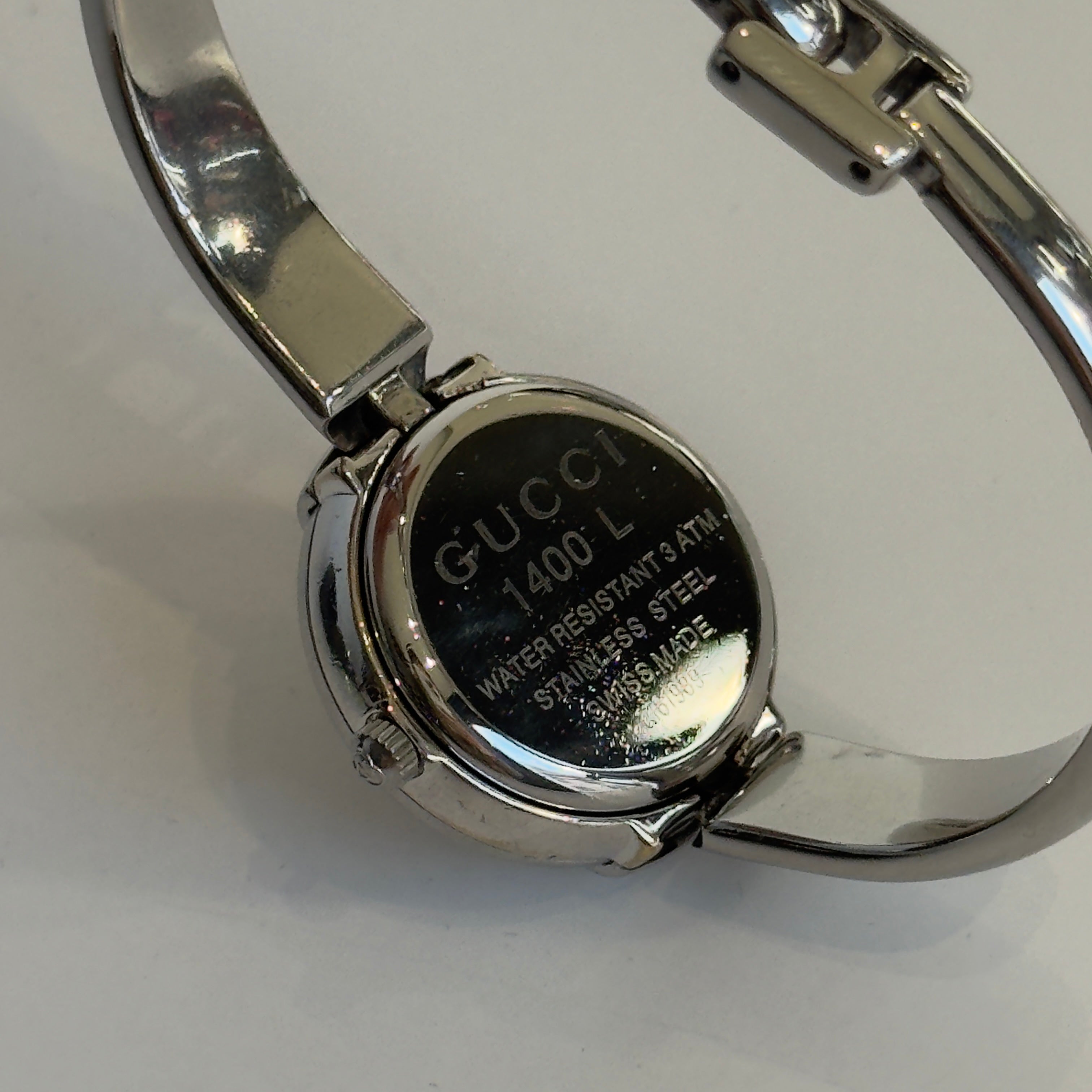 Gucci 1400L Bangle Horsebit Watch Black Dial - Queen May