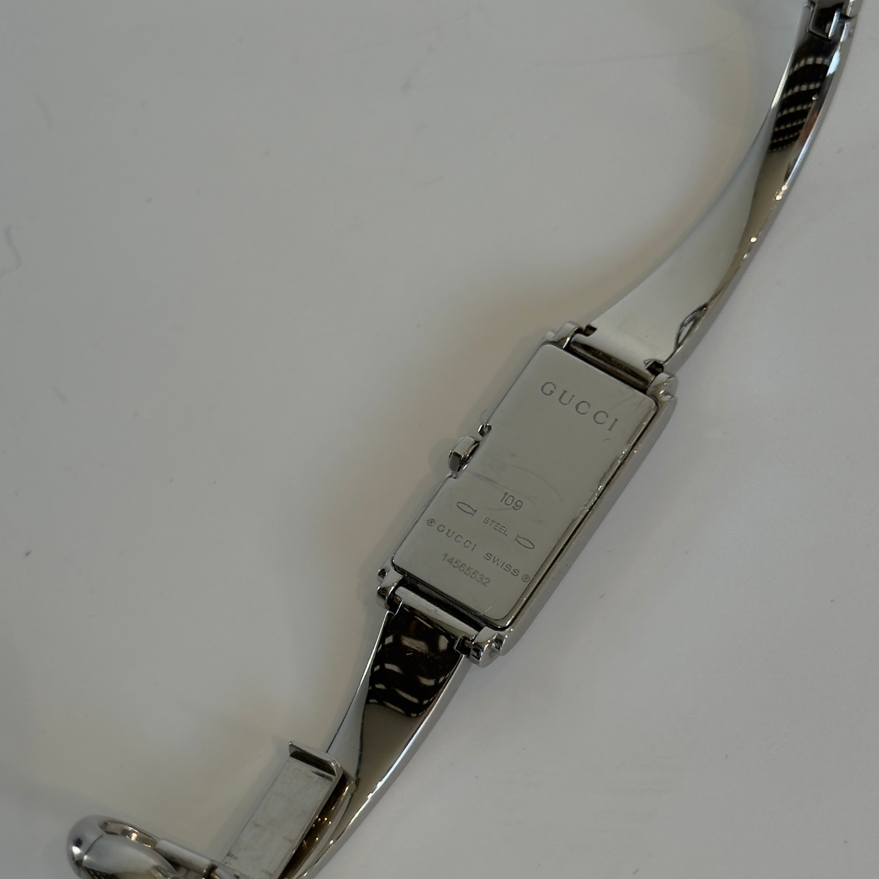 Gucci 1500L Mother of Pearl GG Dial Horsebit Bangle Watch - Queen May