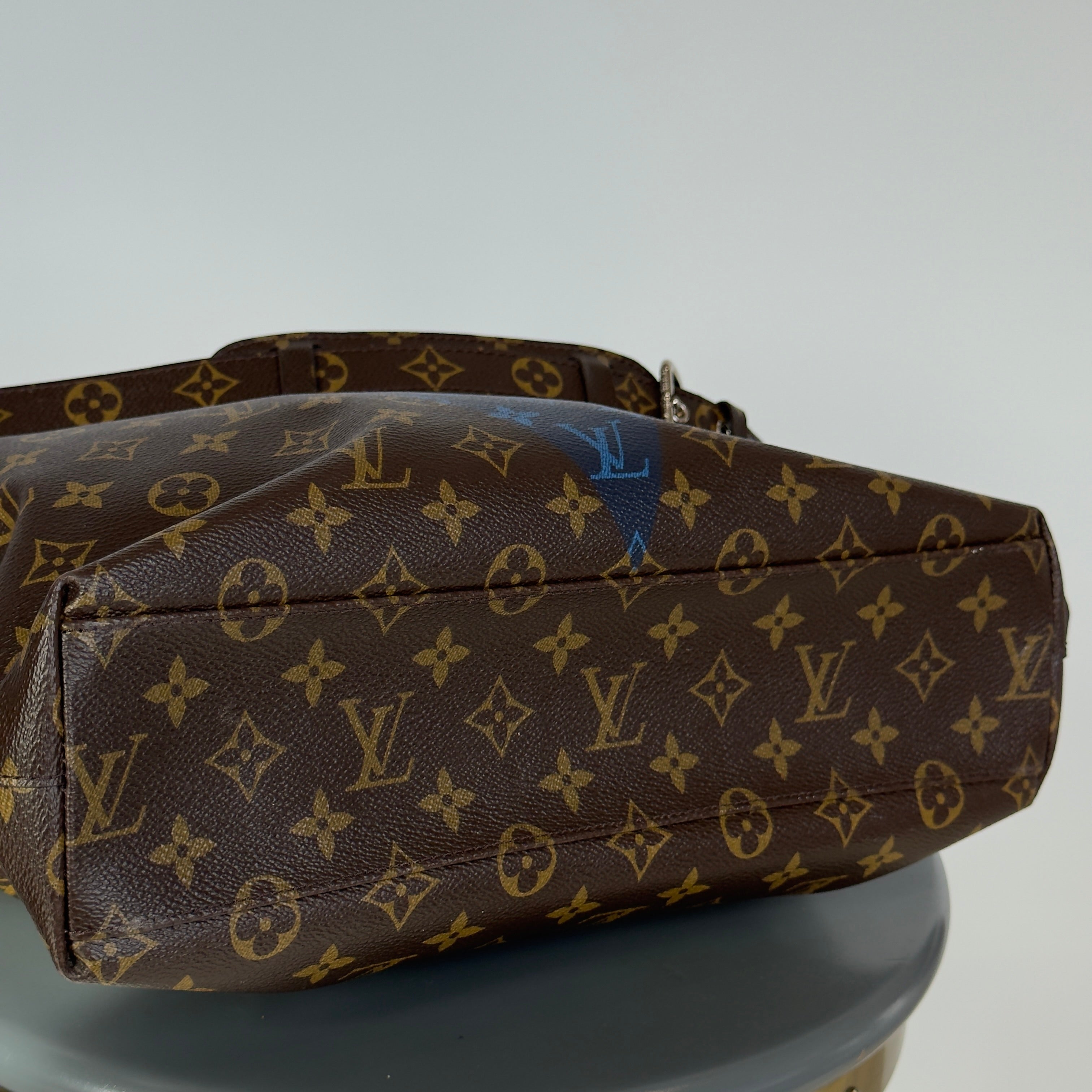 Louis Vuitton Spring 2015 Cabas Jour V Tote - Queen May