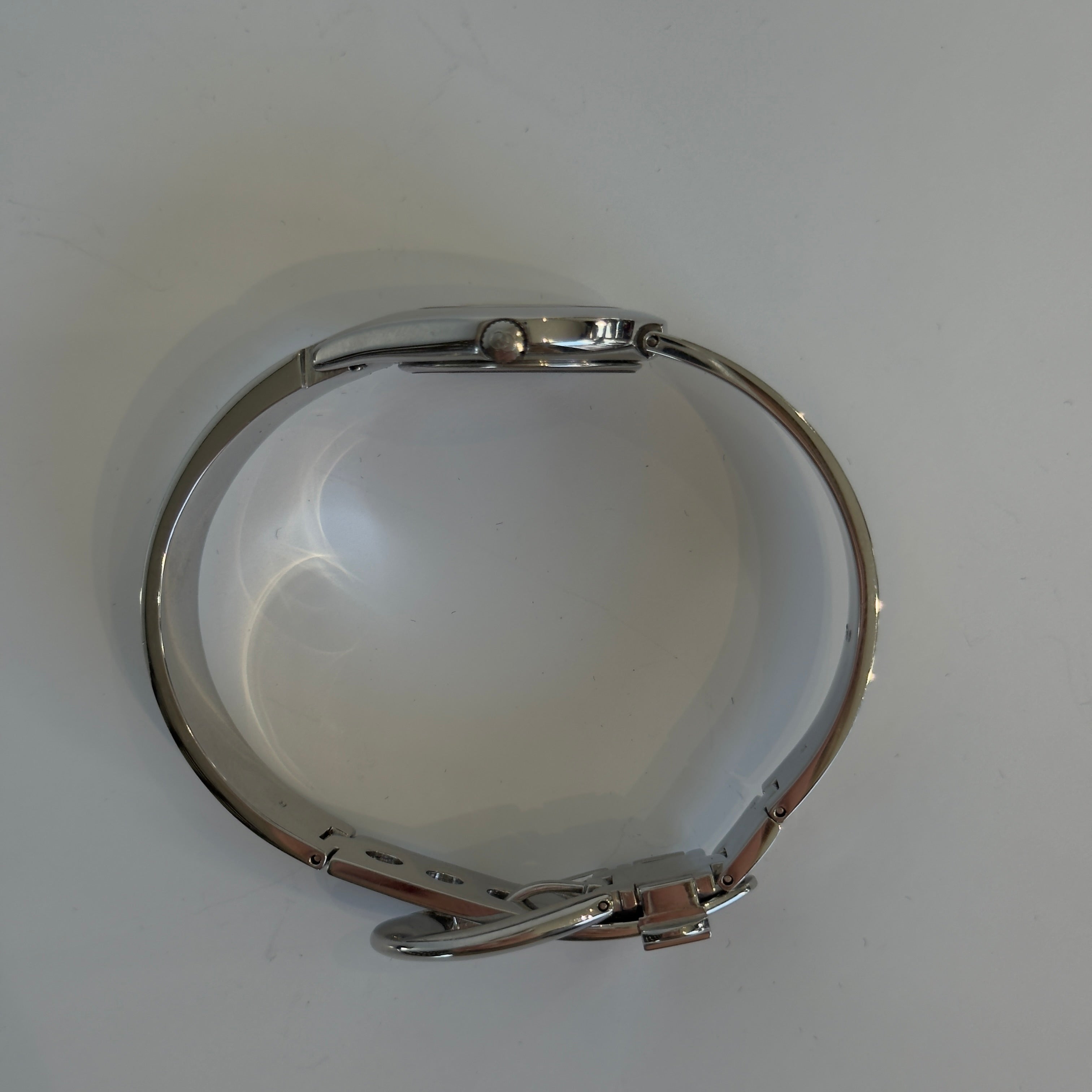 Gucci 6700L Mirror Buckle Bangle Watch - Queen May