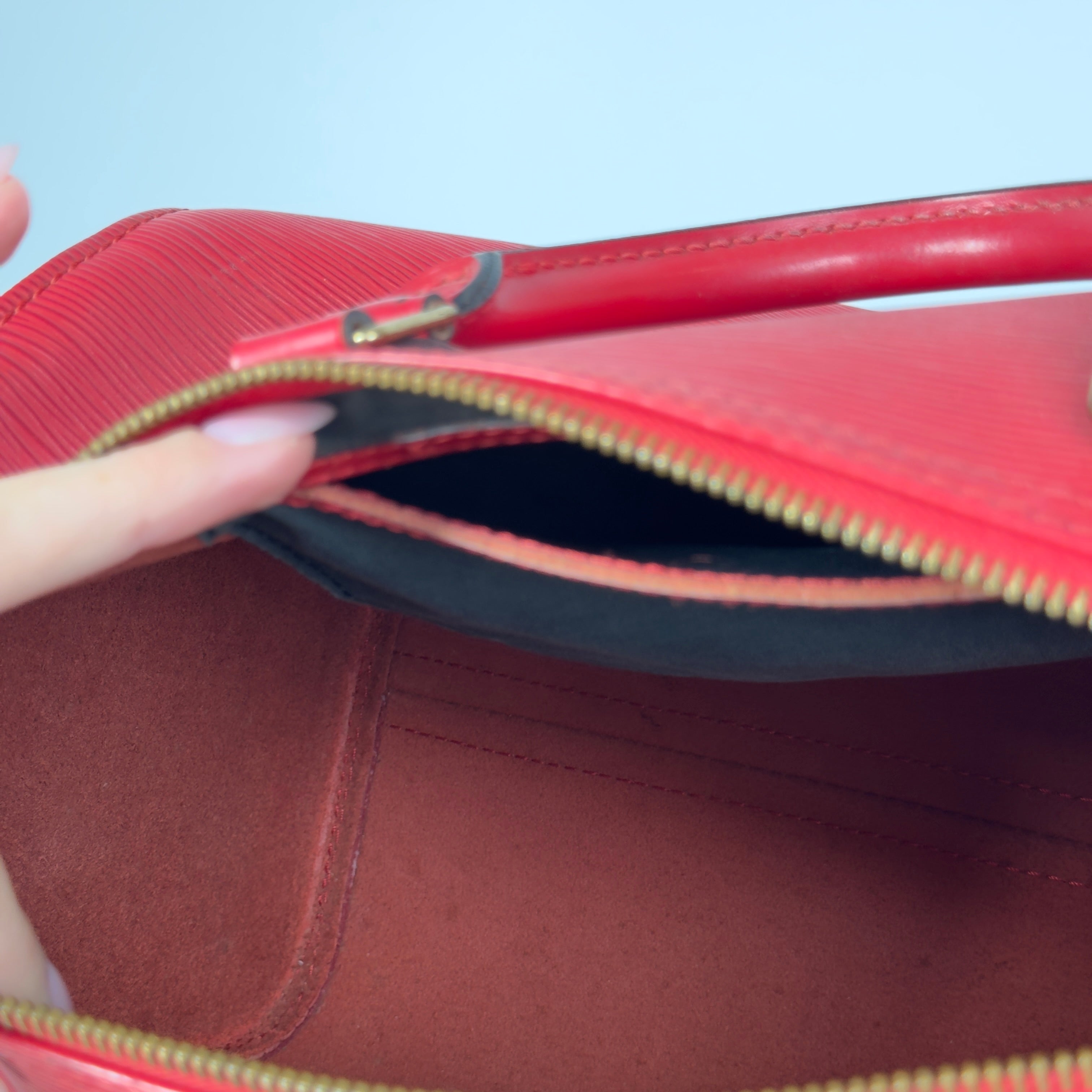 Louis Vuitton Epi Speedy 35 Red - Queen May