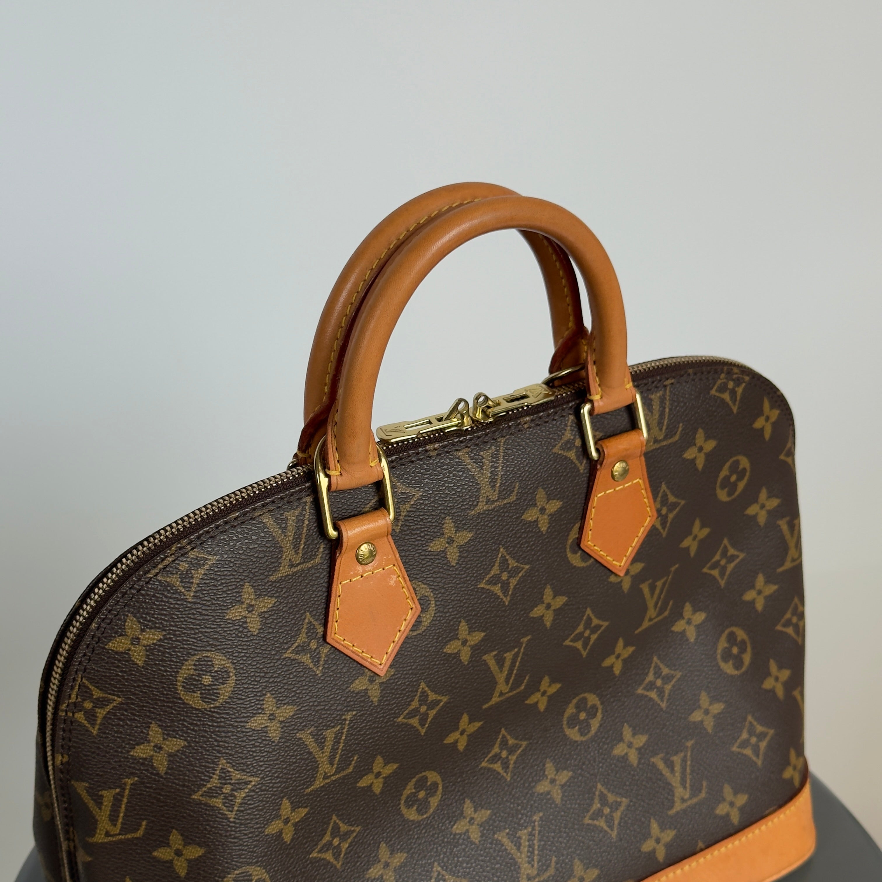 Louis Vuitton Monogram Alma PM - Queen May