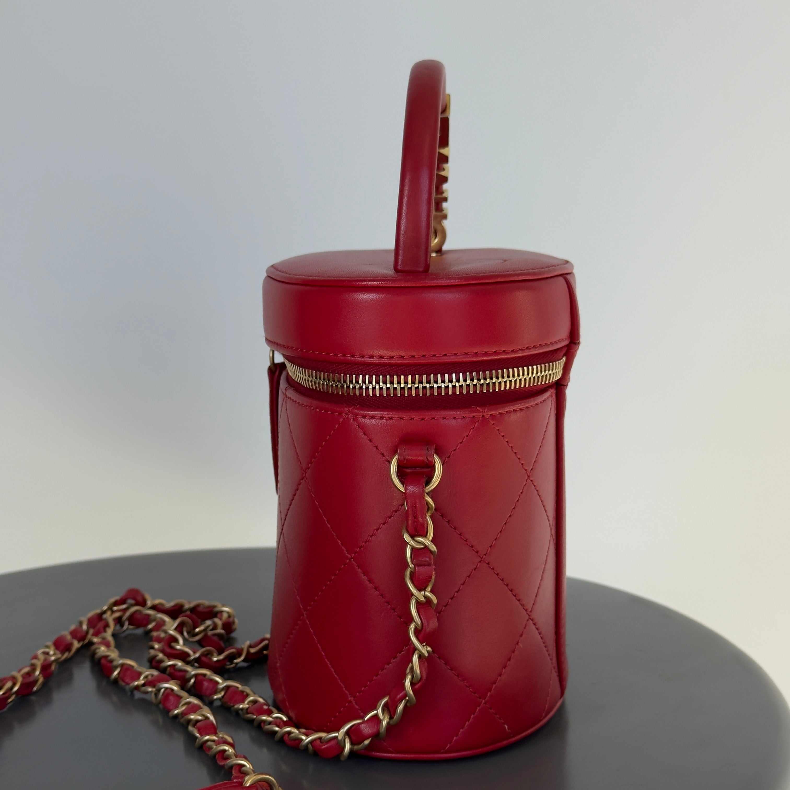 Chanel Pearl Logo Red Top Handle Vanity Case With Chain - Queen May