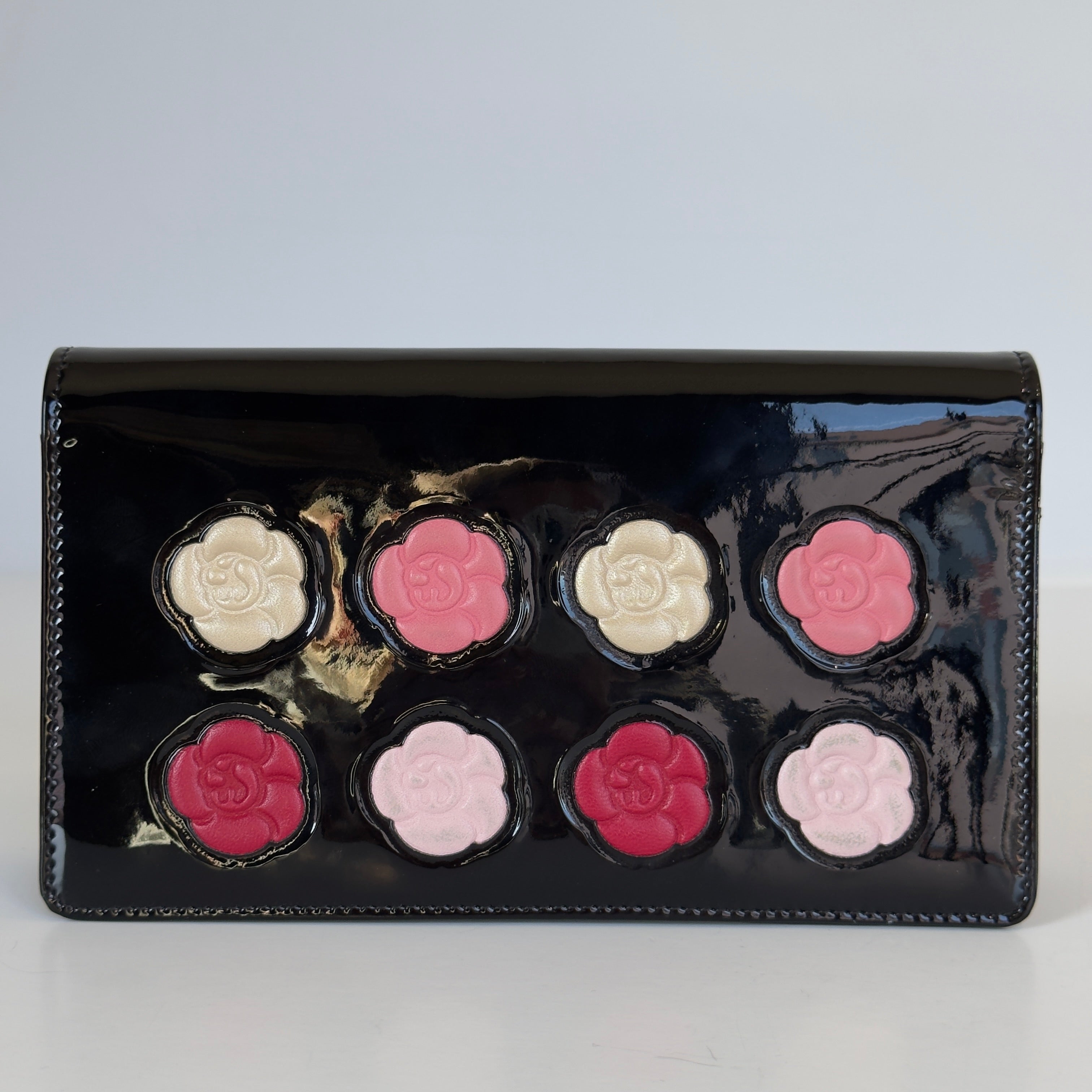 Chanel Camellia Makeup Palette Patent Long Wallet - Queen May