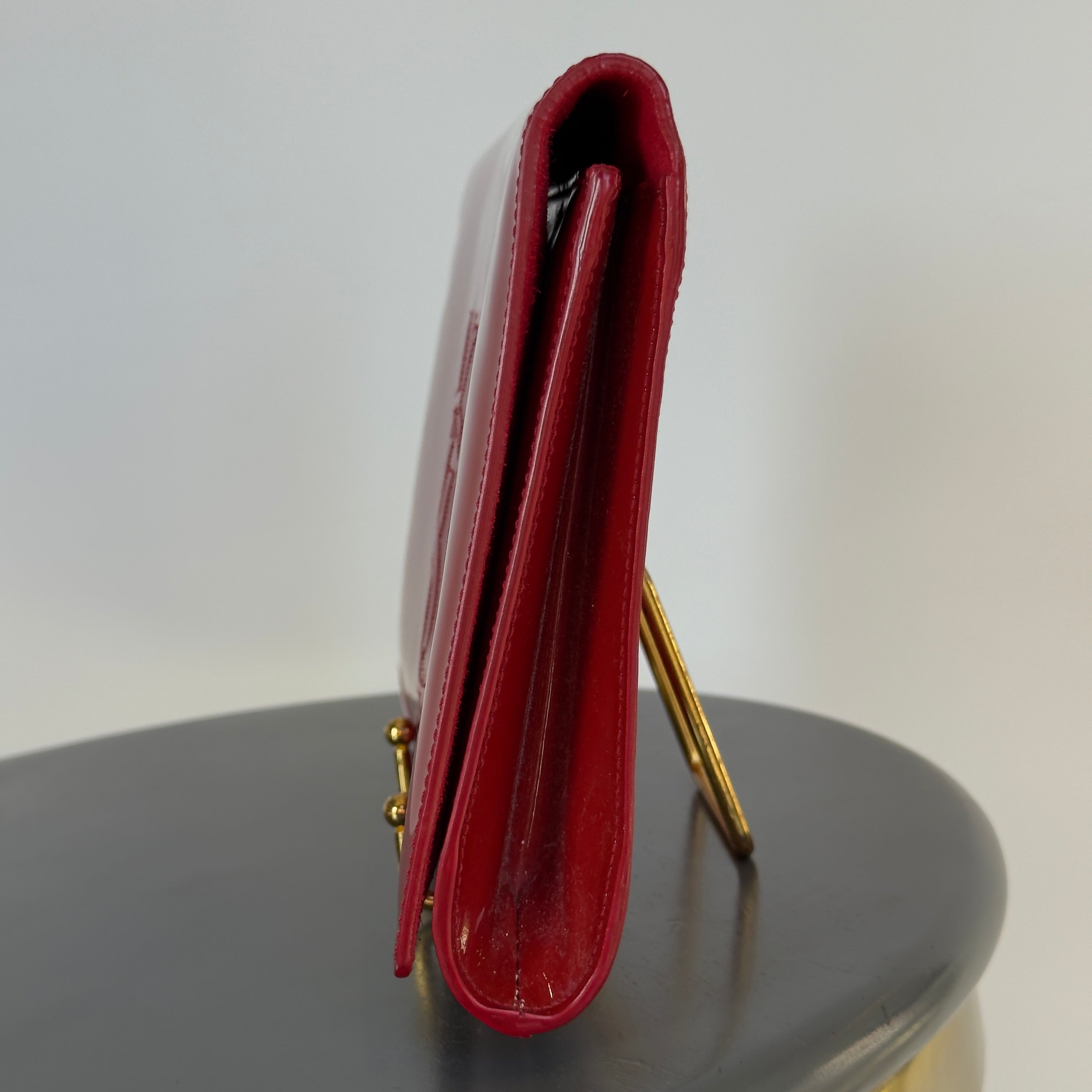 Yves Saint Laurent Belle De Jour Patent Leather Clutch Red - Queen May