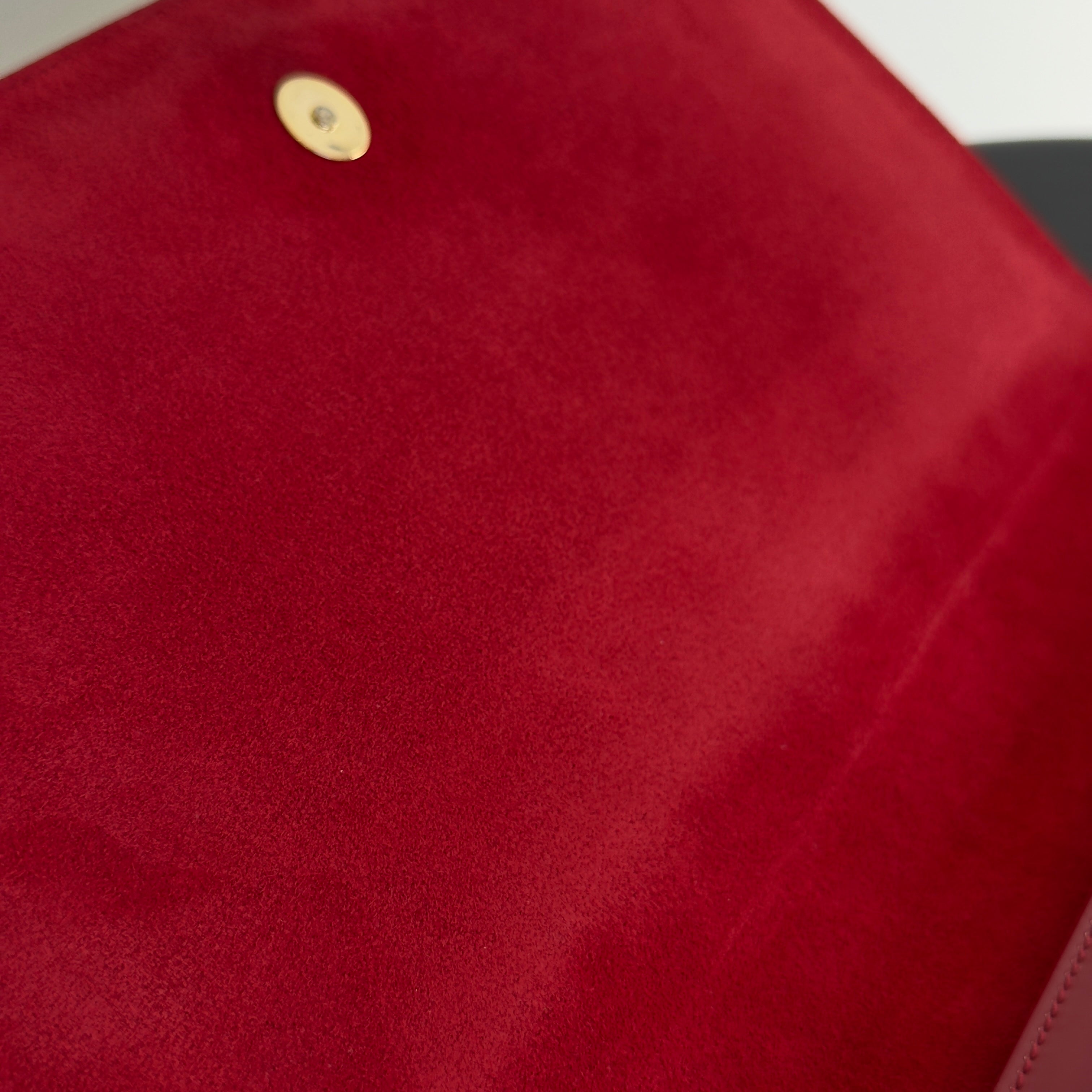 Yves Saint Laurent Belle De Jour Patent Leather Clutch Red - Queen May