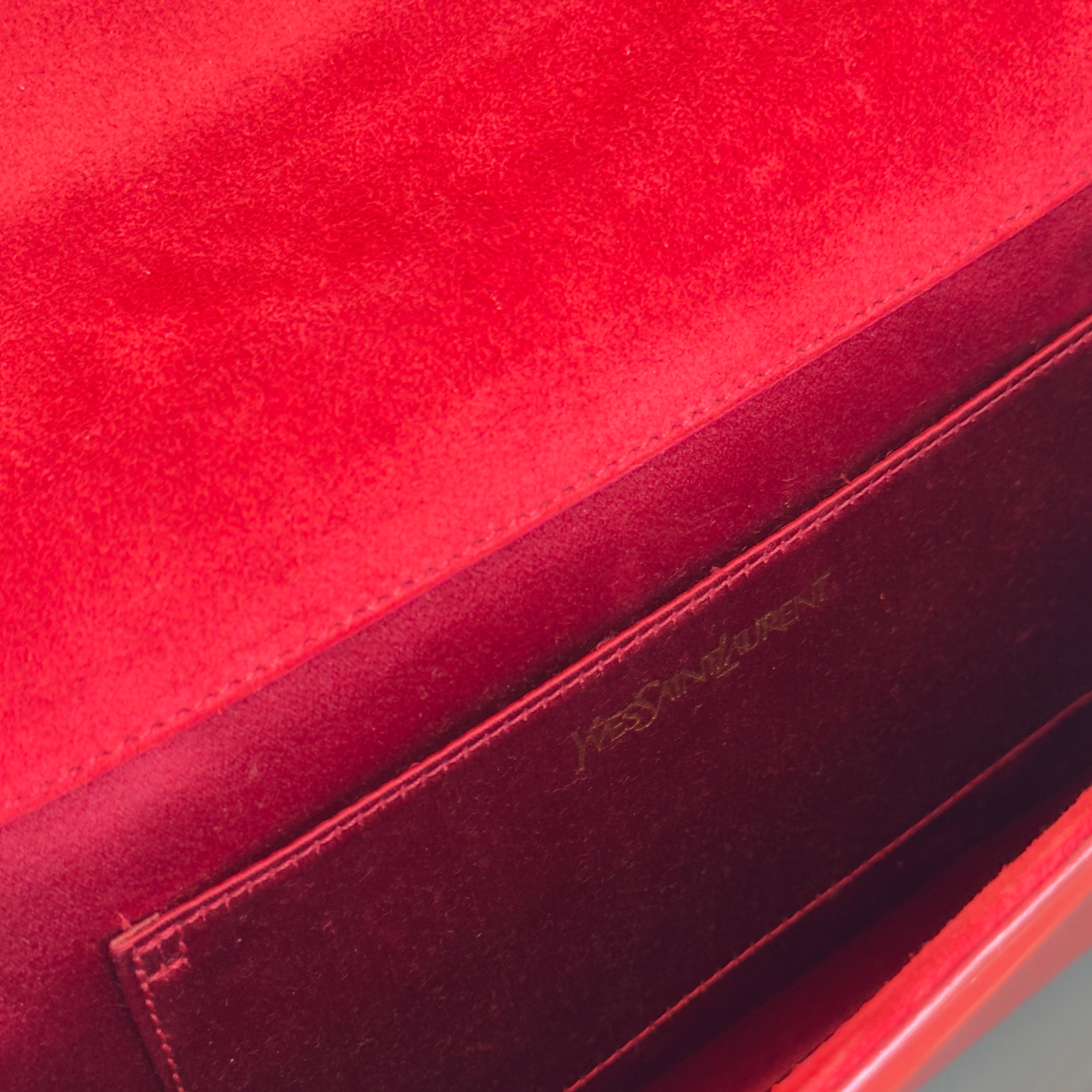 Yves Saint Laurent Belle De Jour Patent Leather Clutch Red - Queen May