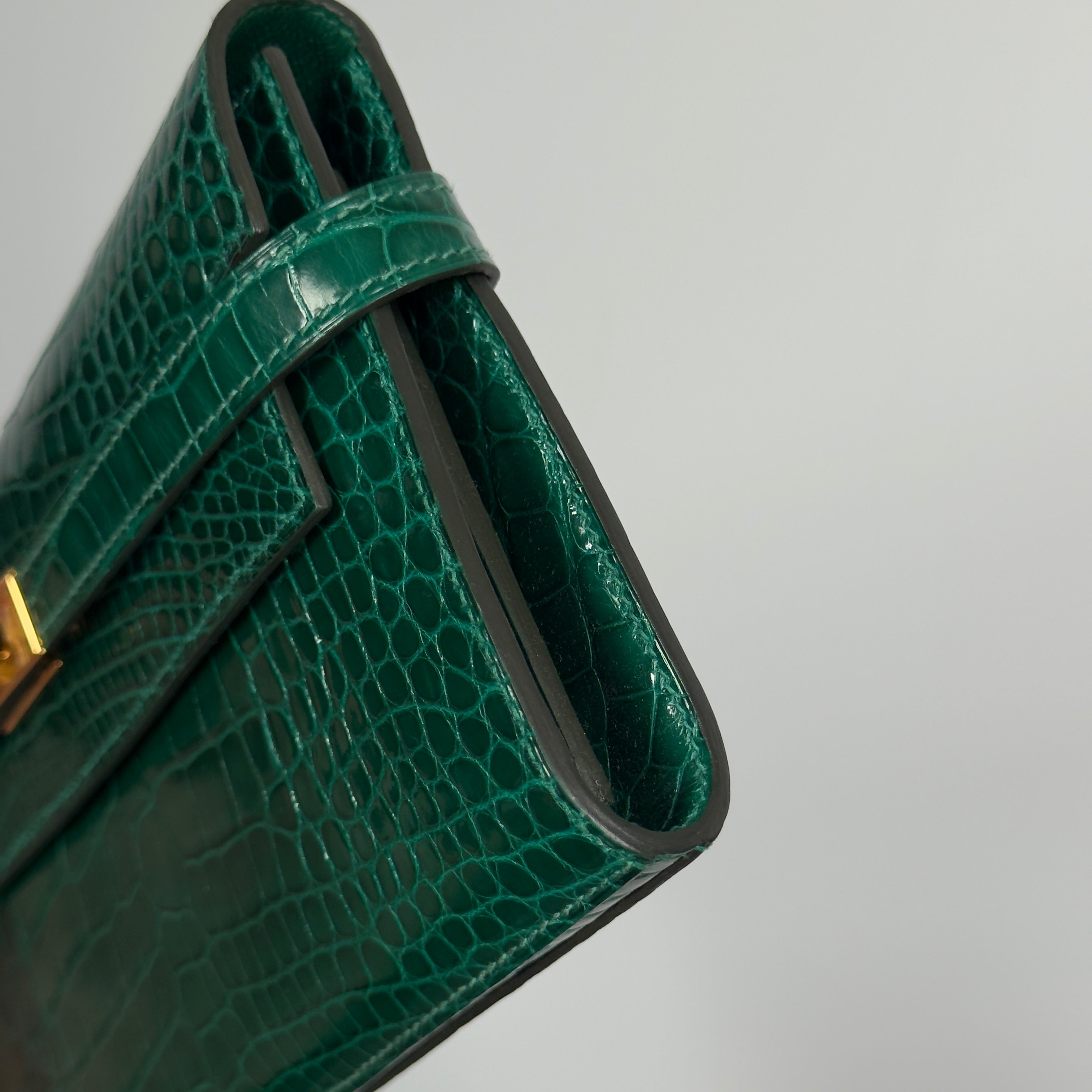Hermes Kelly Longue Wallet Emerald Shiny Alligator - Queen May