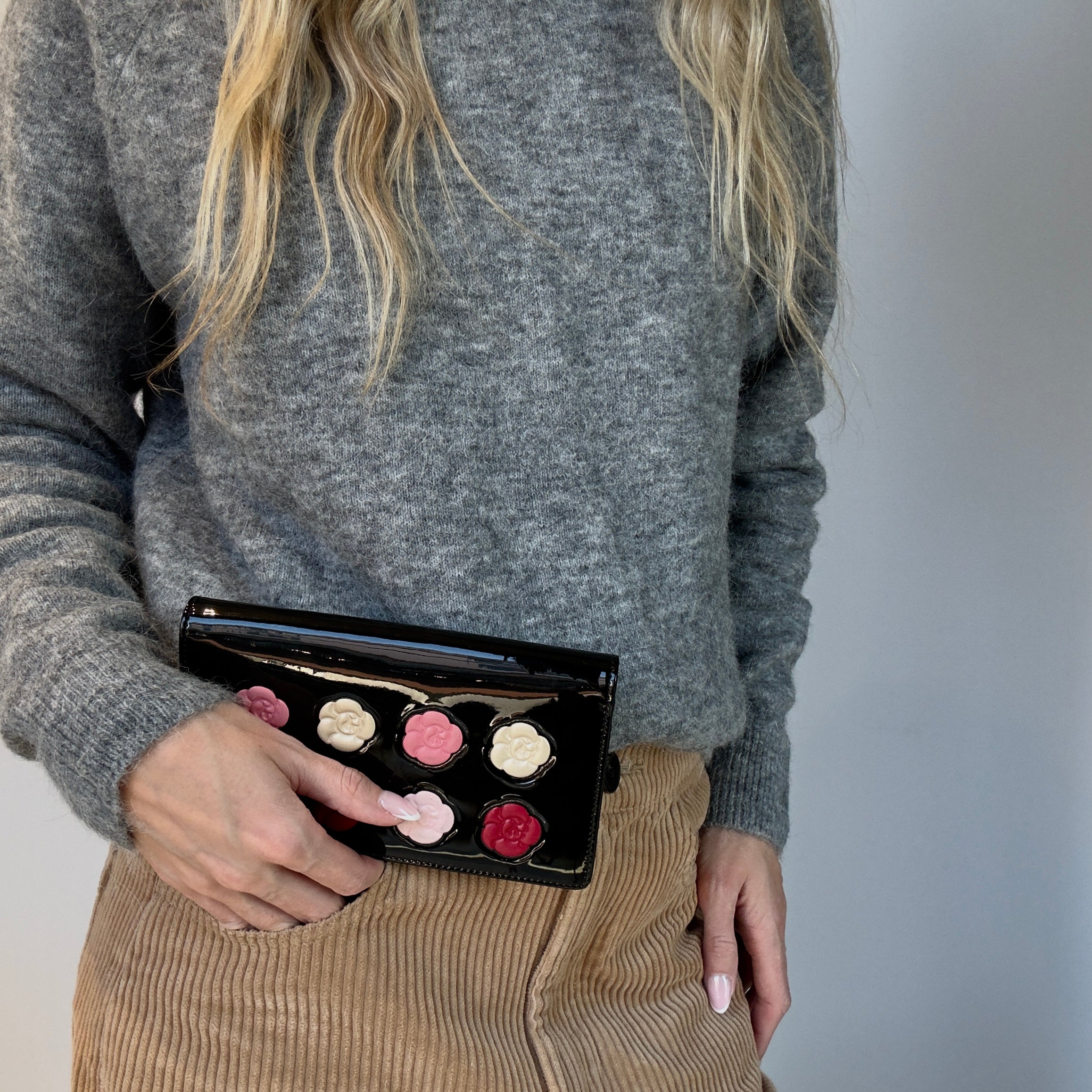 Chanel Camellia Makeup Palette Patent Long Wallet - Queen May