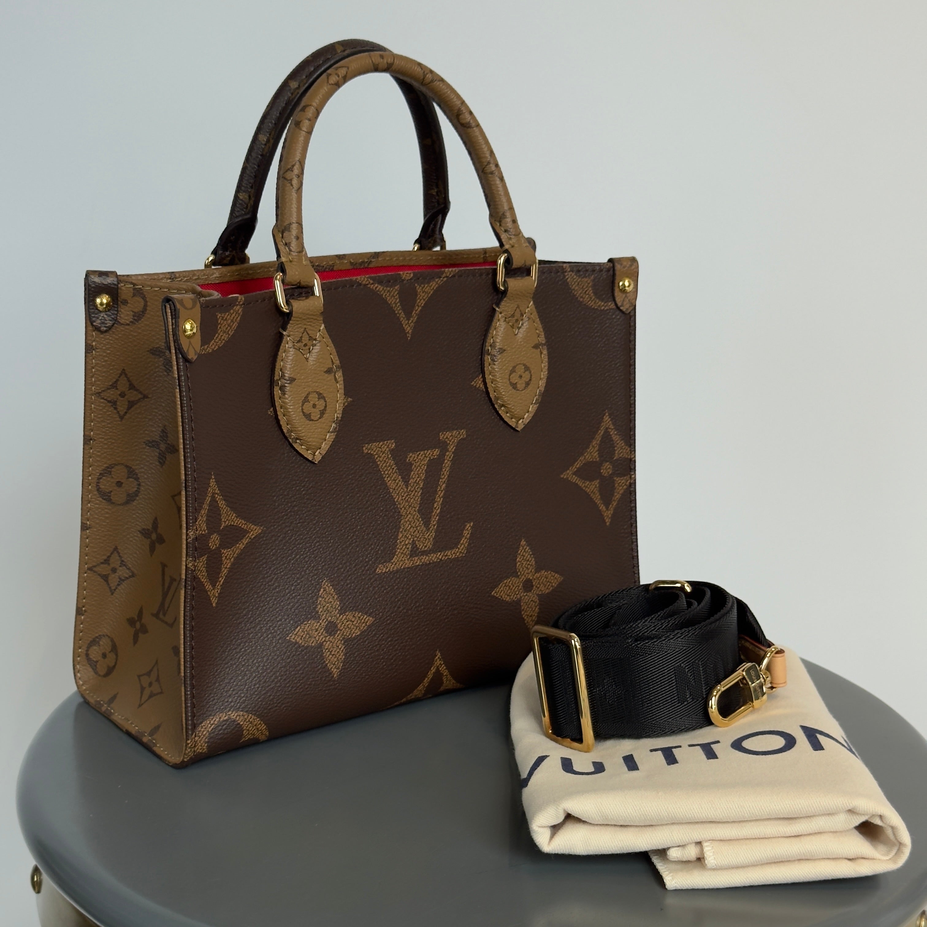 Louis Vuitton On The Go PM - Queen May