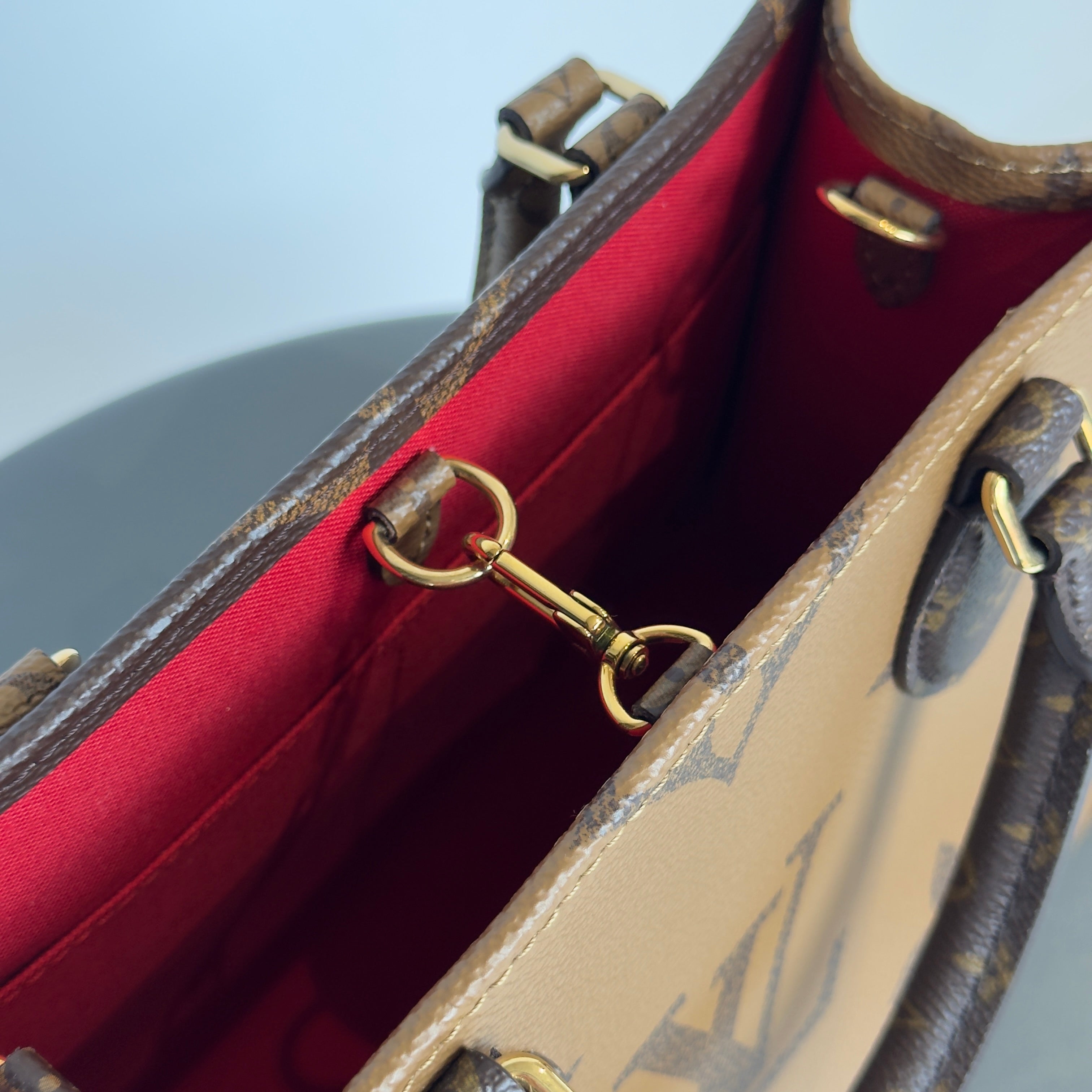 Louis Vuitton On The Go PM - Queen May