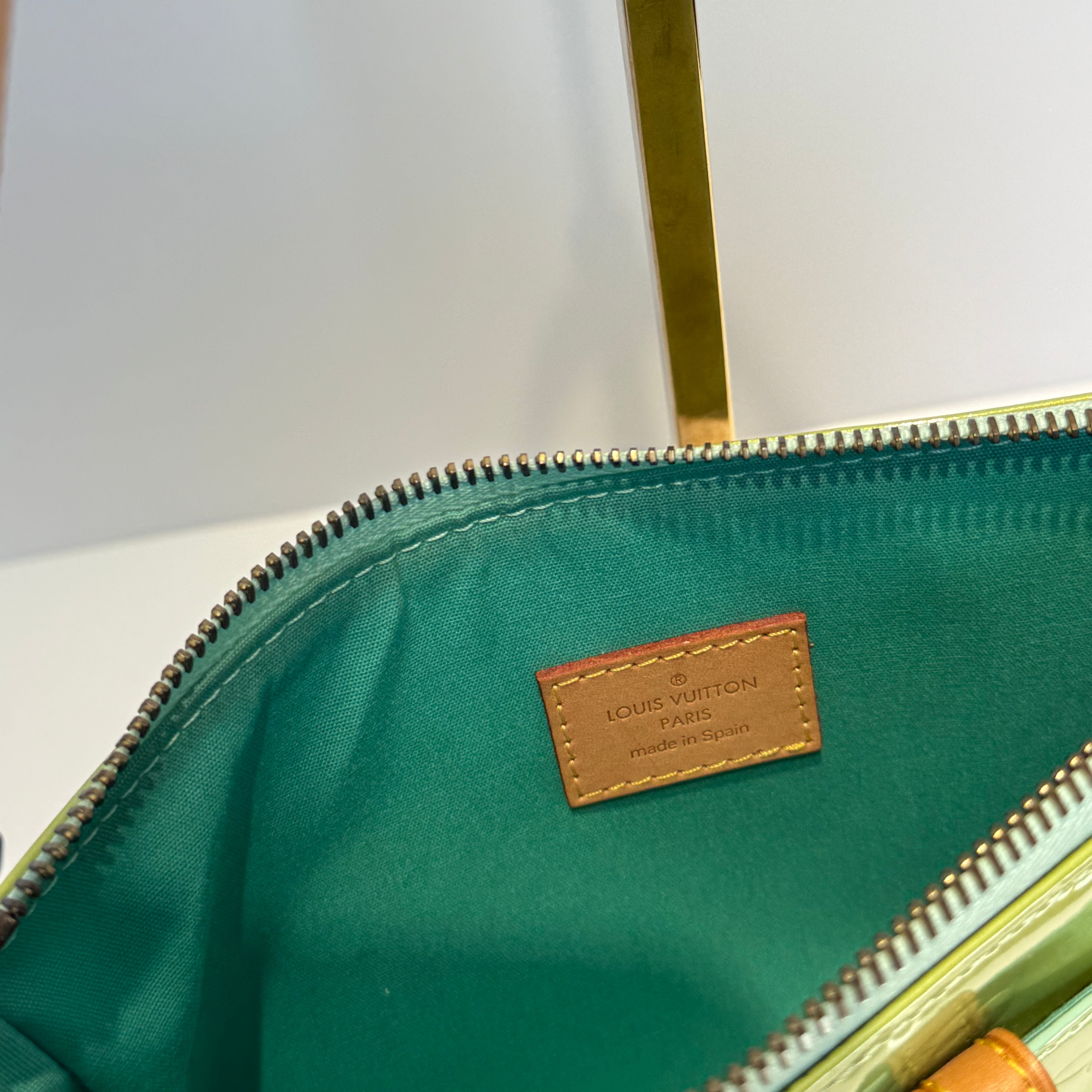 Rare Louis Vuitton Mallory Square Vernis Clutch Peppermint - Queen May