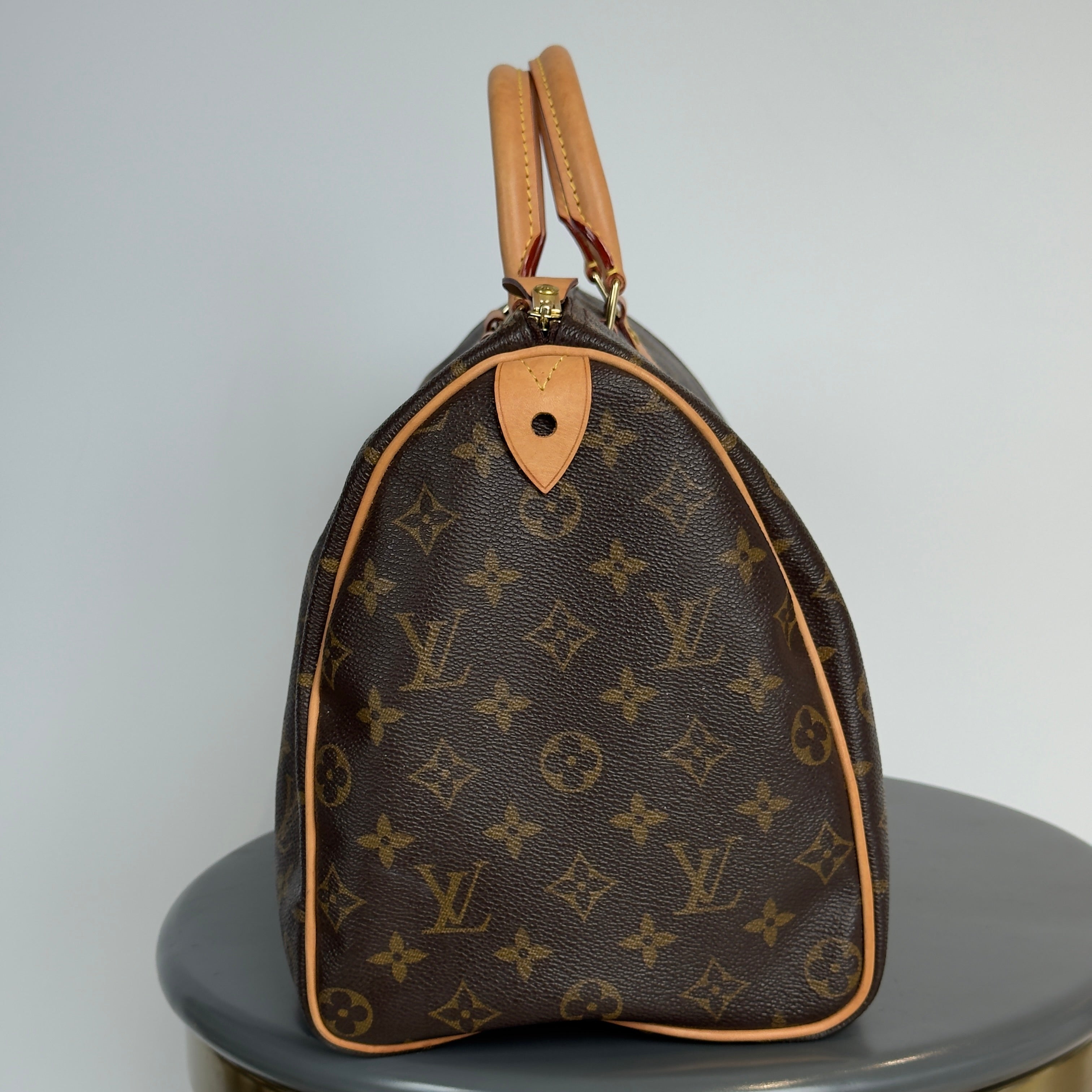 Louis Vuitton Monogram Speedy 35 - Queen May