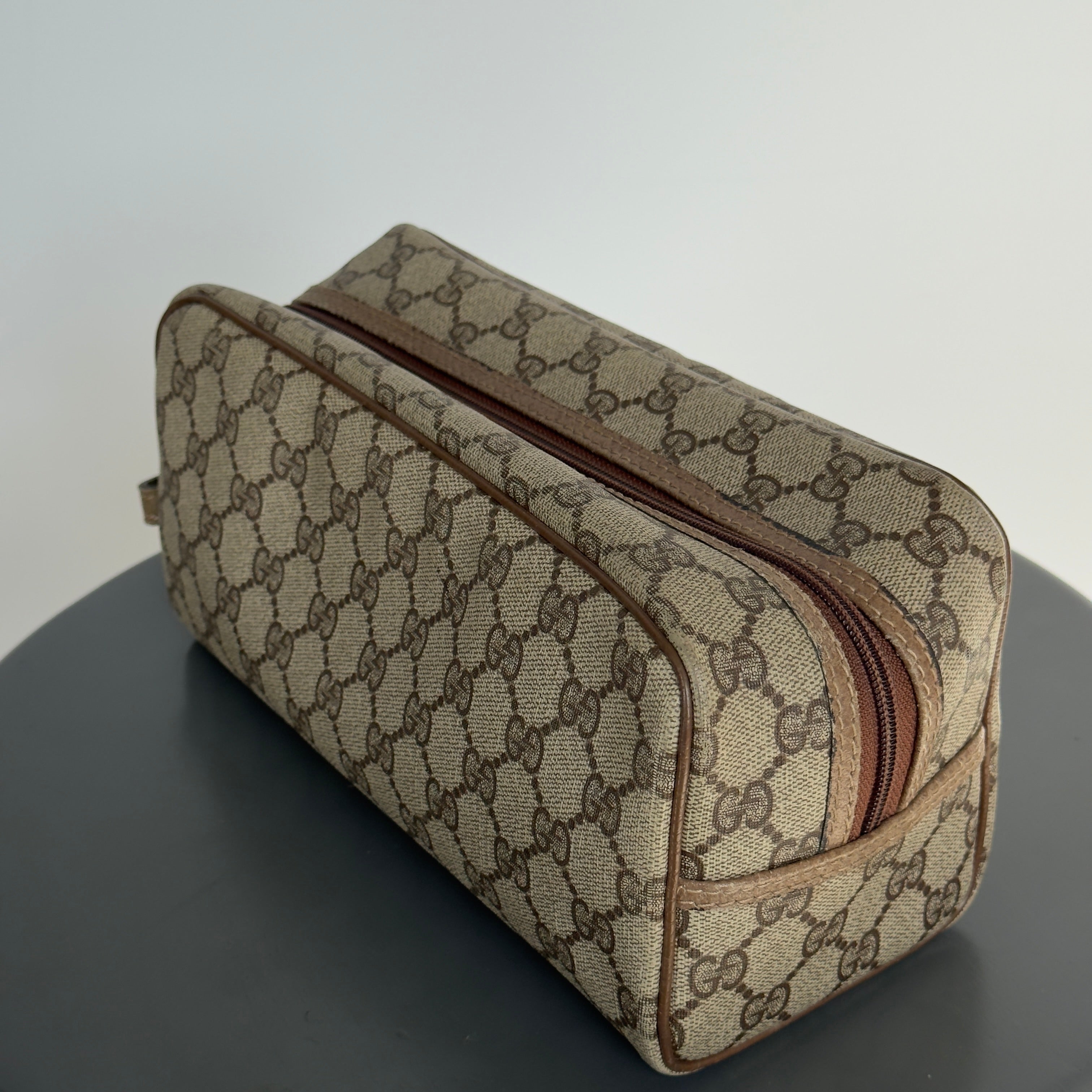 Vintage Gucci GG Supreme Canvas Cosmetic Case - Queen May