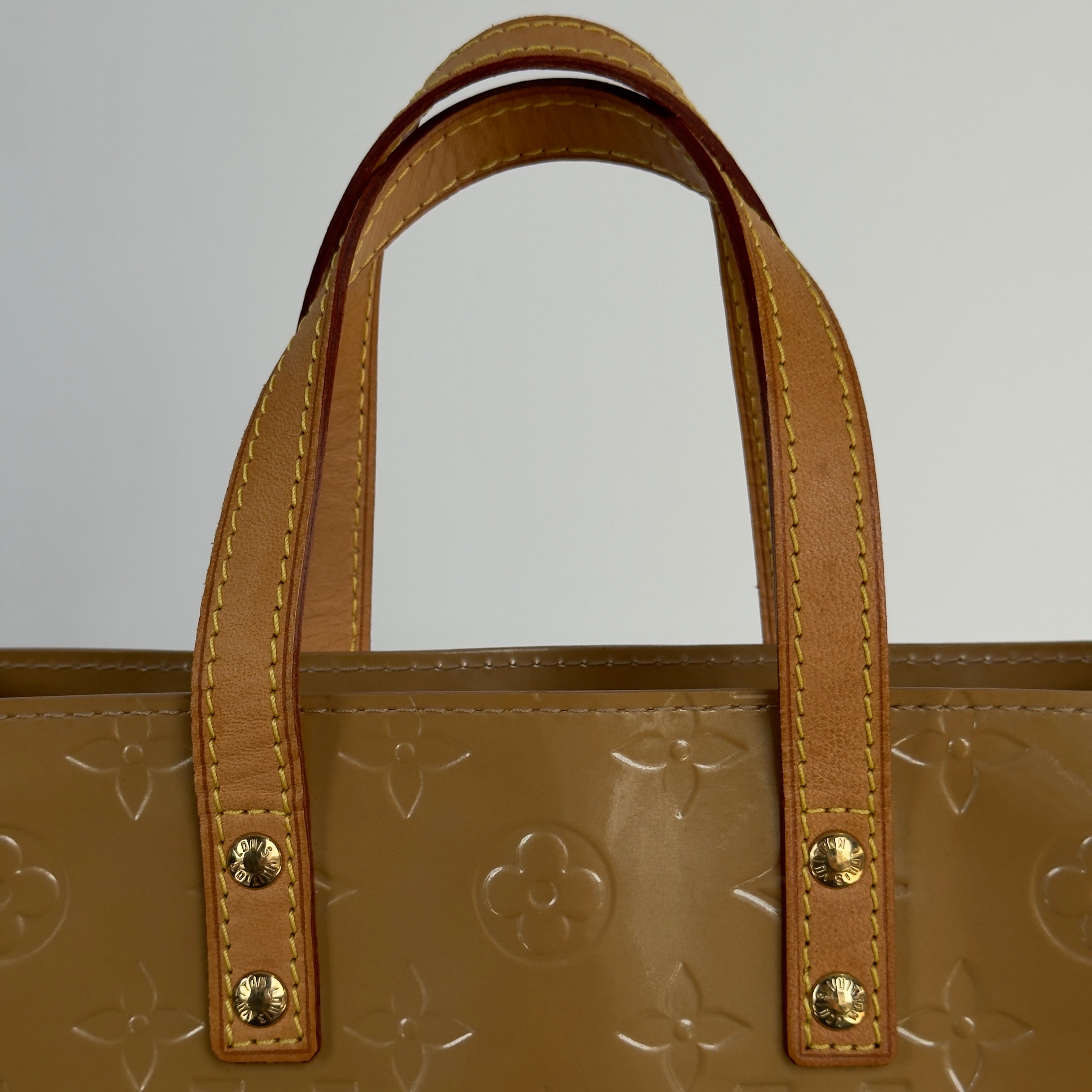 Louis Vuitton Vernis Reade PM Tan - Queen May