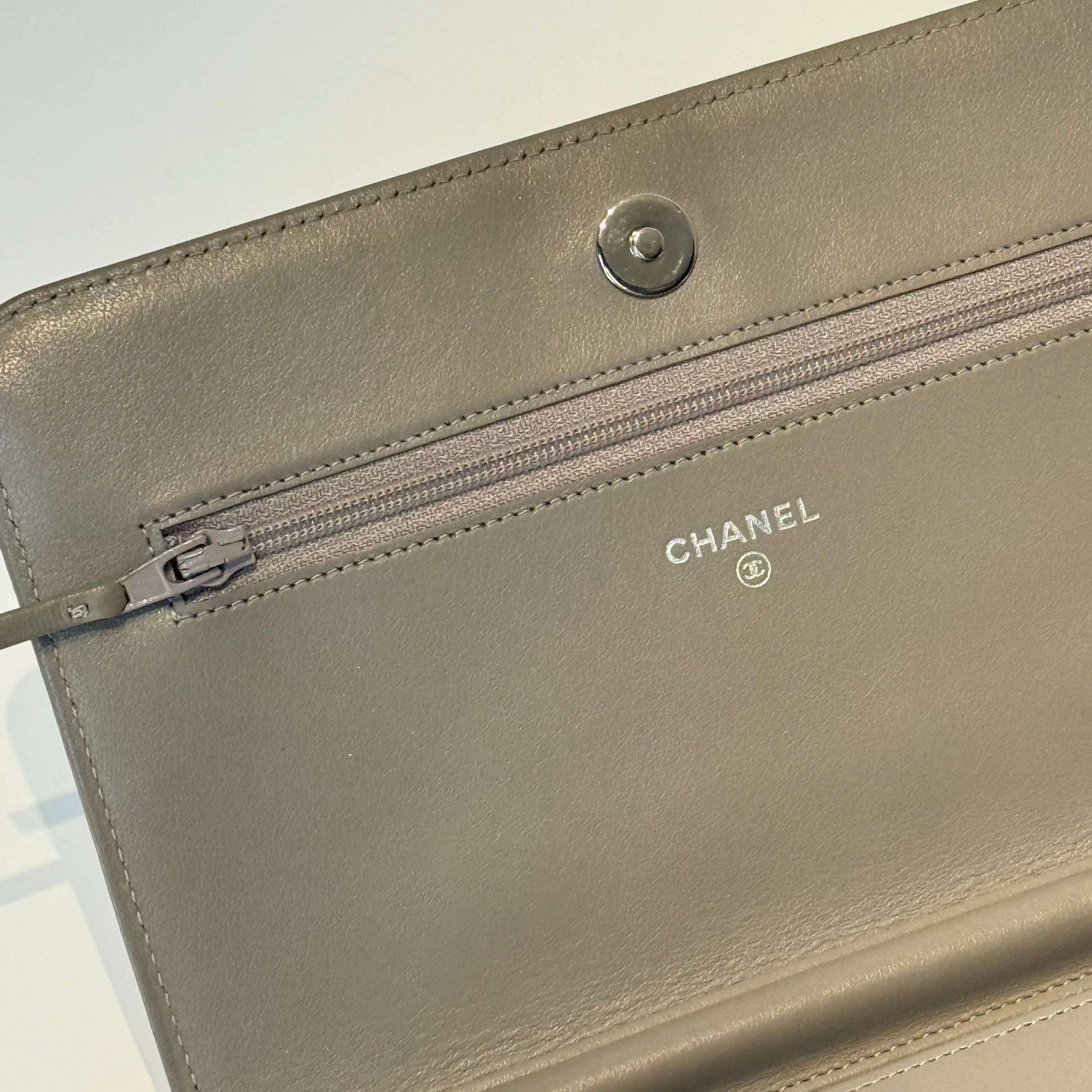 Chanel Caviar Boy Wallet On Chain - Queen May