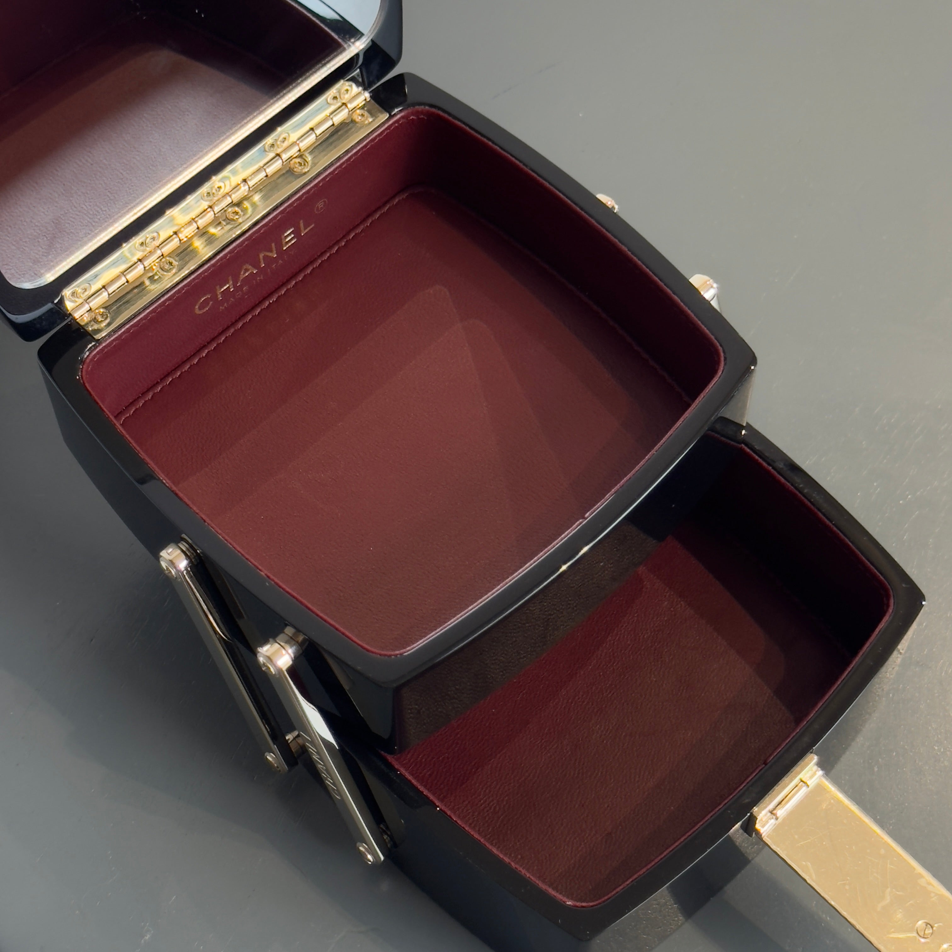 Chanel Black Lucite Devil Wears Prada Runway Top Handle Bag Fall 2016 Minaudiere