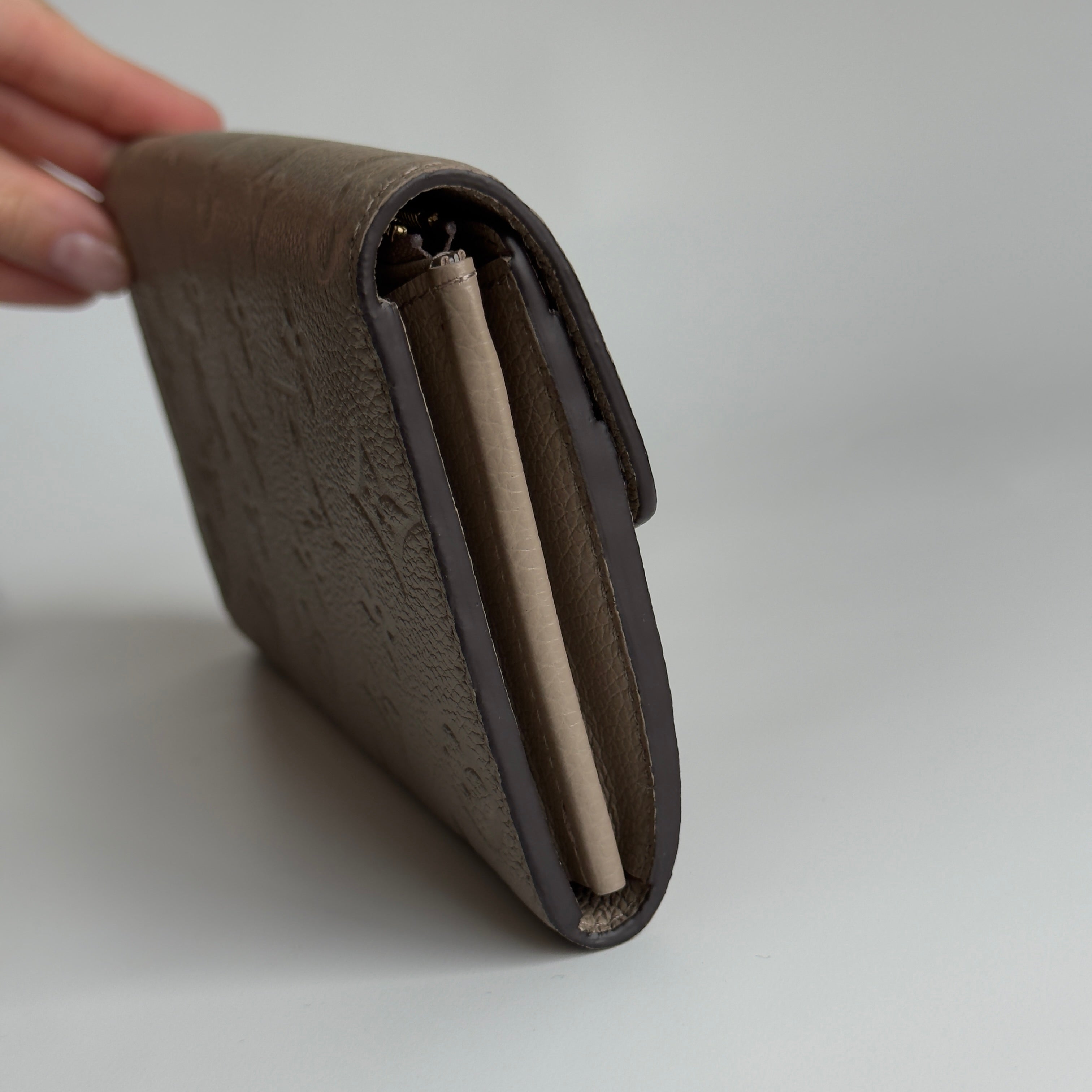 Louis Vuitton Empreinte Sarah Wallet Turtle Dove - Queen May