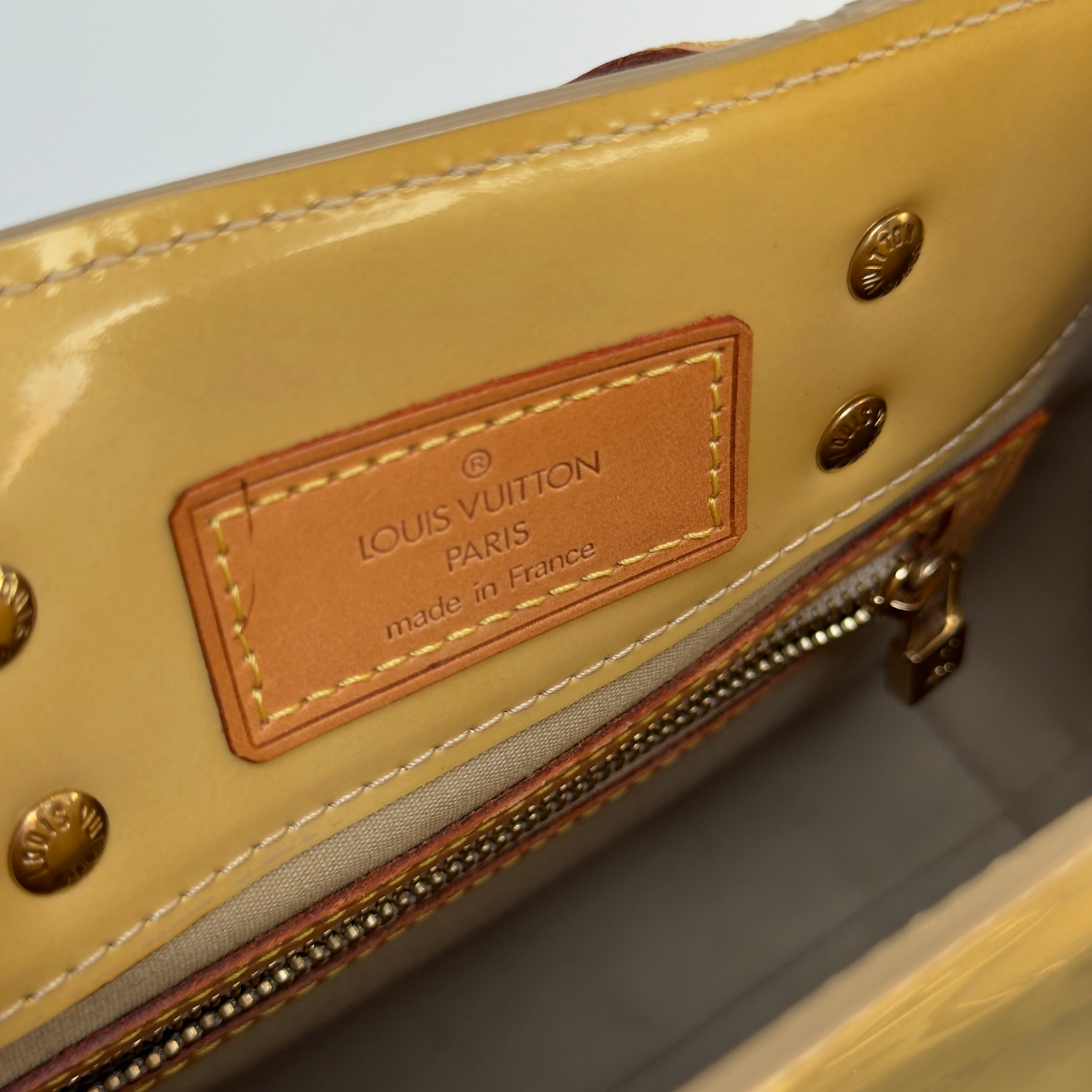 Louis Vuitton Vernis Reade PM Yellow - Queen May
