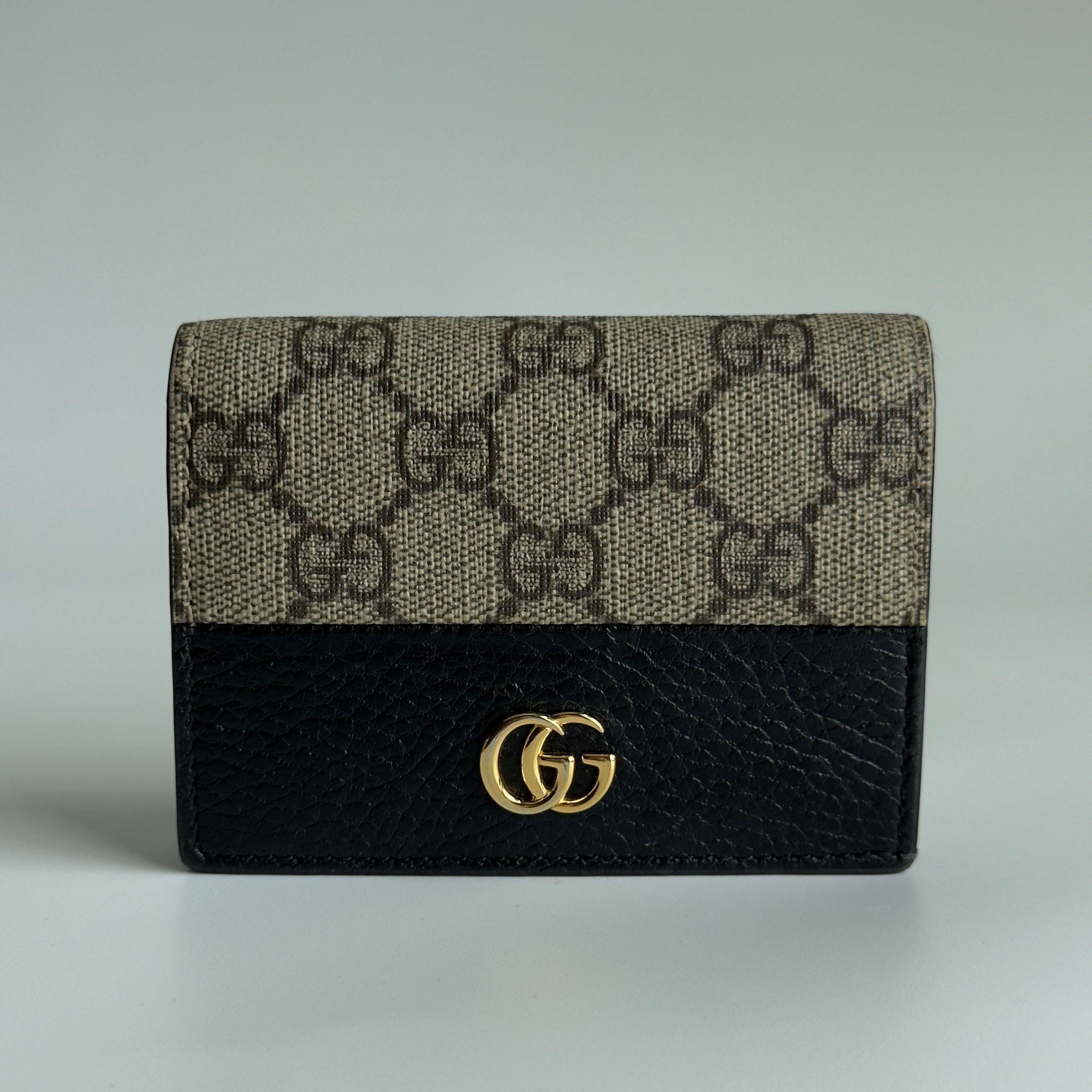 Gucci GG Marmont Bi-Color Card Case Wallet In Black Leather - Queen May