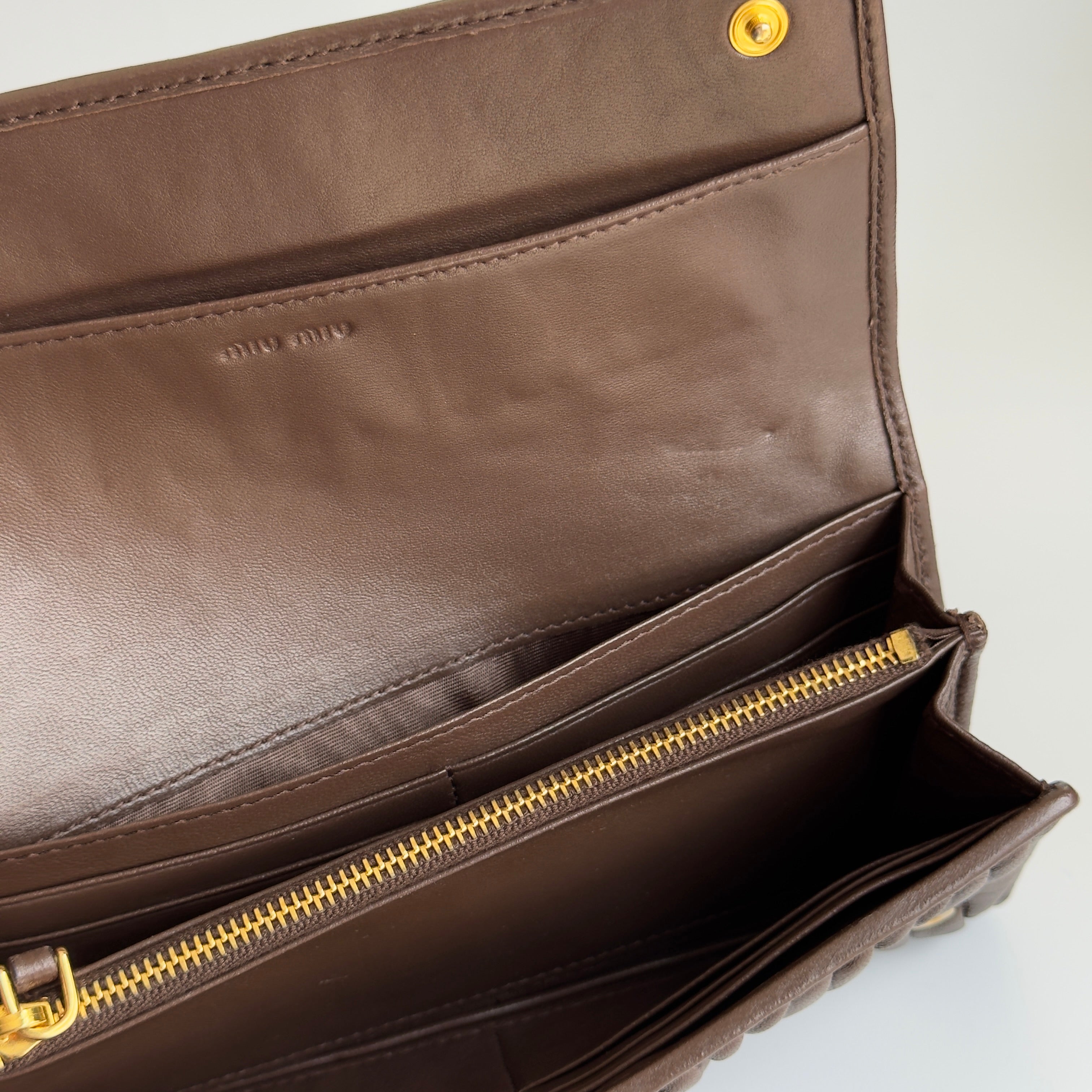 Vintage Miu Miu Wallet - Queen May