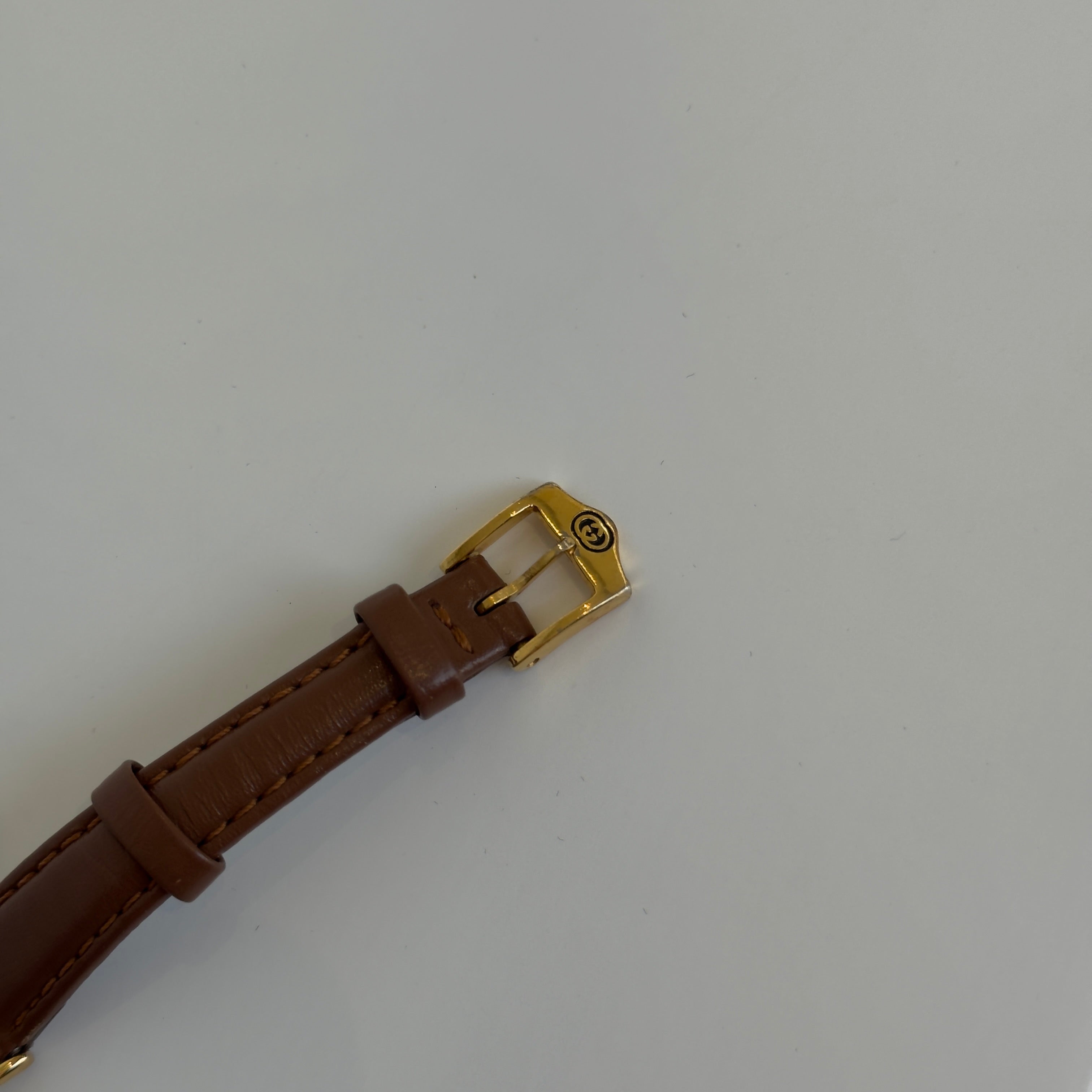 Gucci 3000L Red and Green Watch - Queen May