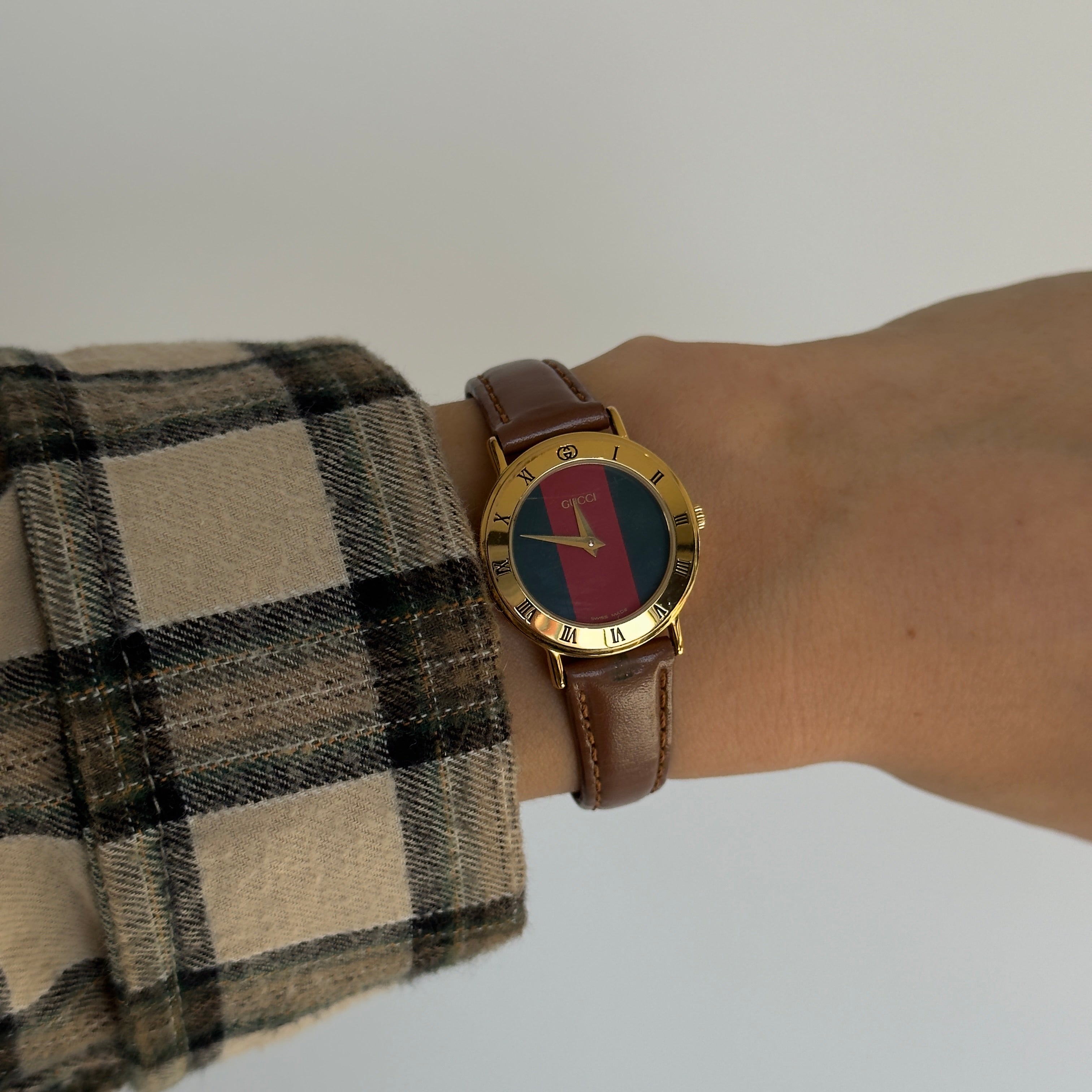 Gucci 3000L Red and Green Watch - Queen May