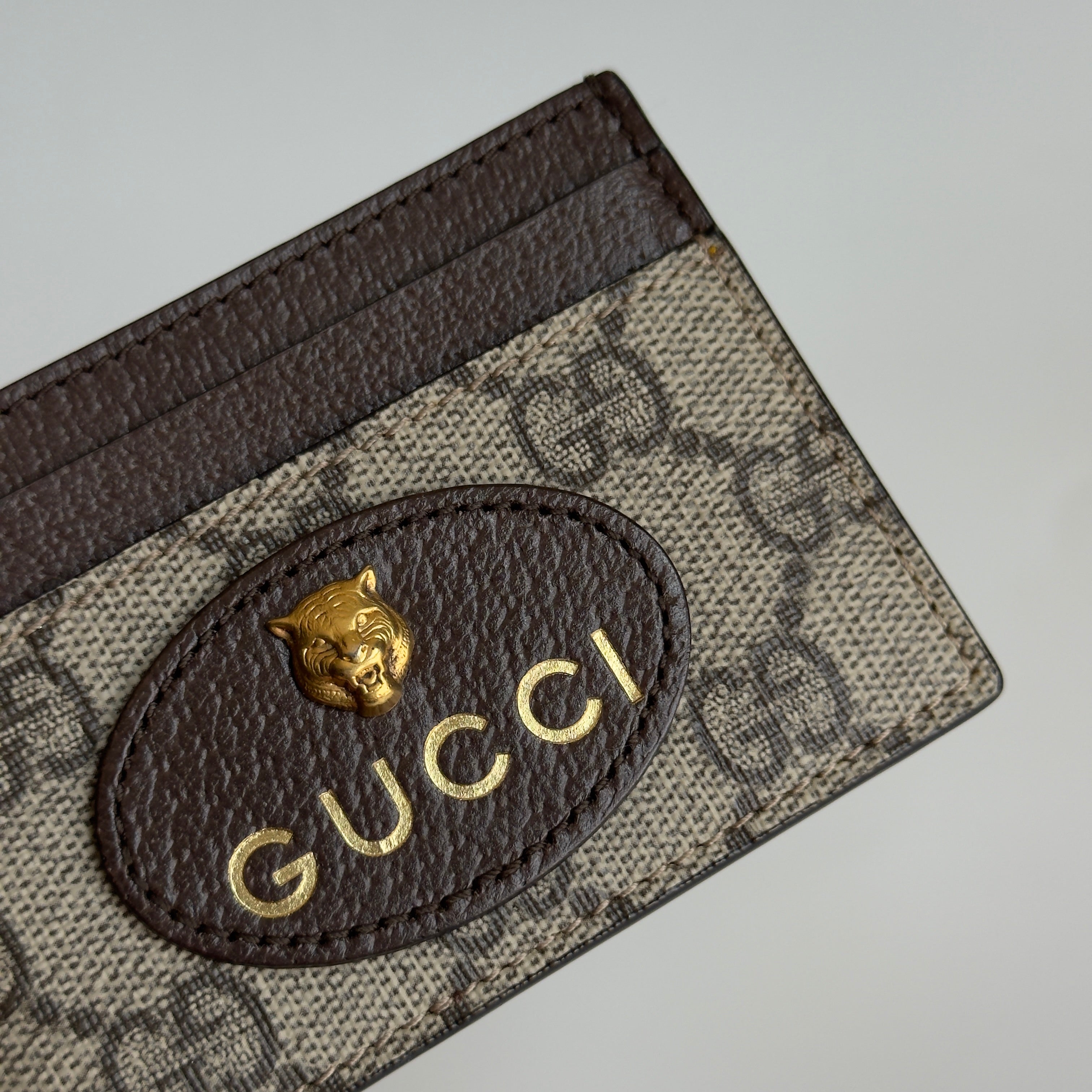 Gucci Supreme Cardholder - Queen May