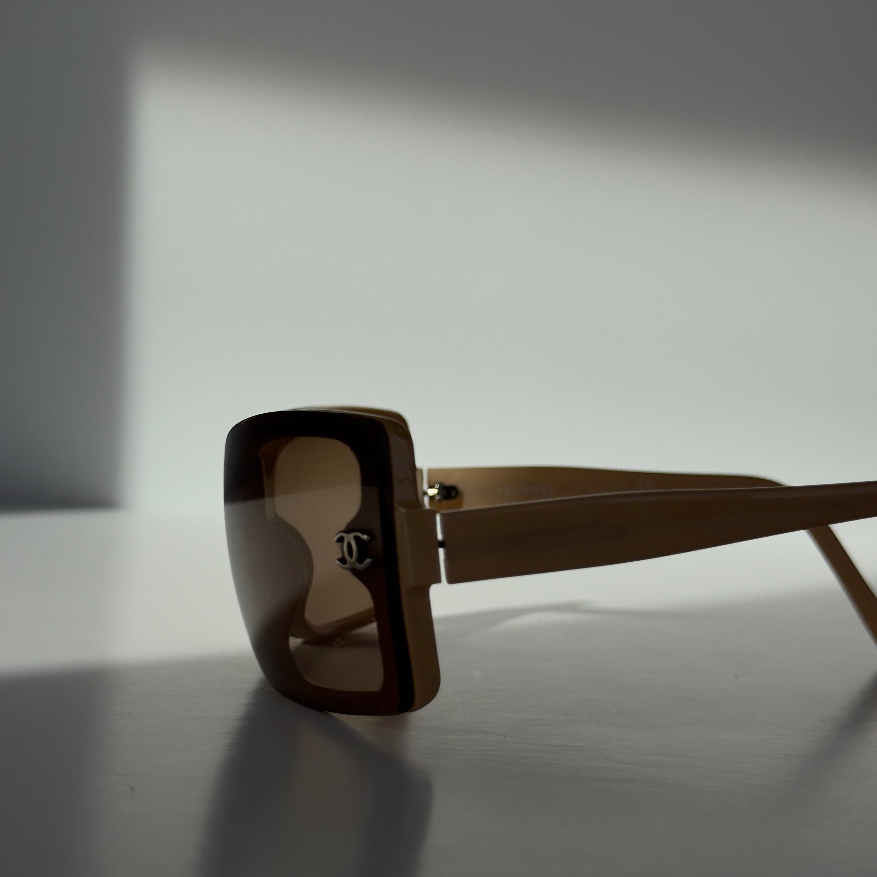 Vintage Chanel Brown Acetate CC Sunglasses - Queen May