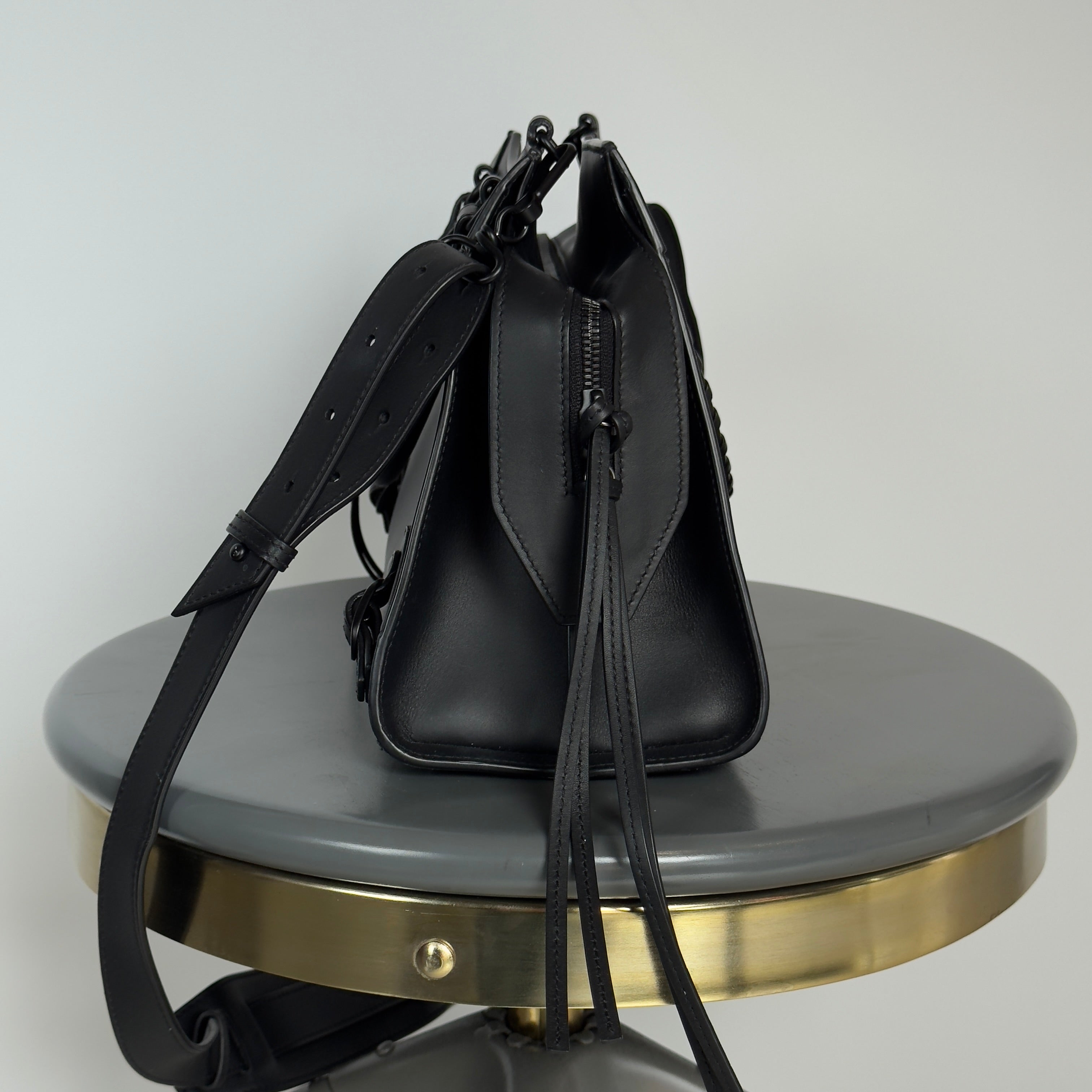 Balenciaga Leather Neo Classic City Bag - Queen May