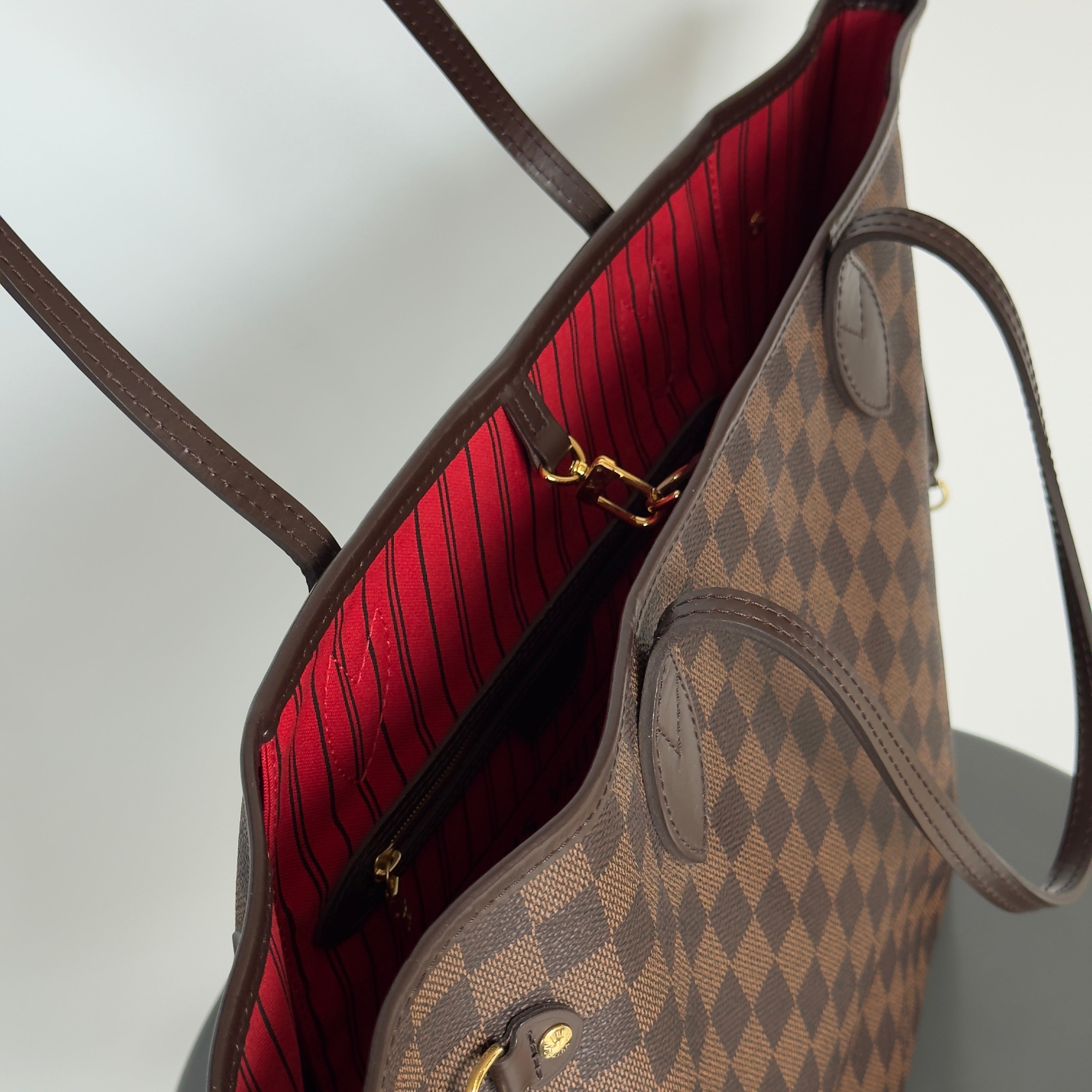 Louis Vuitton Damier Ebene Neverfull MM - Queen May