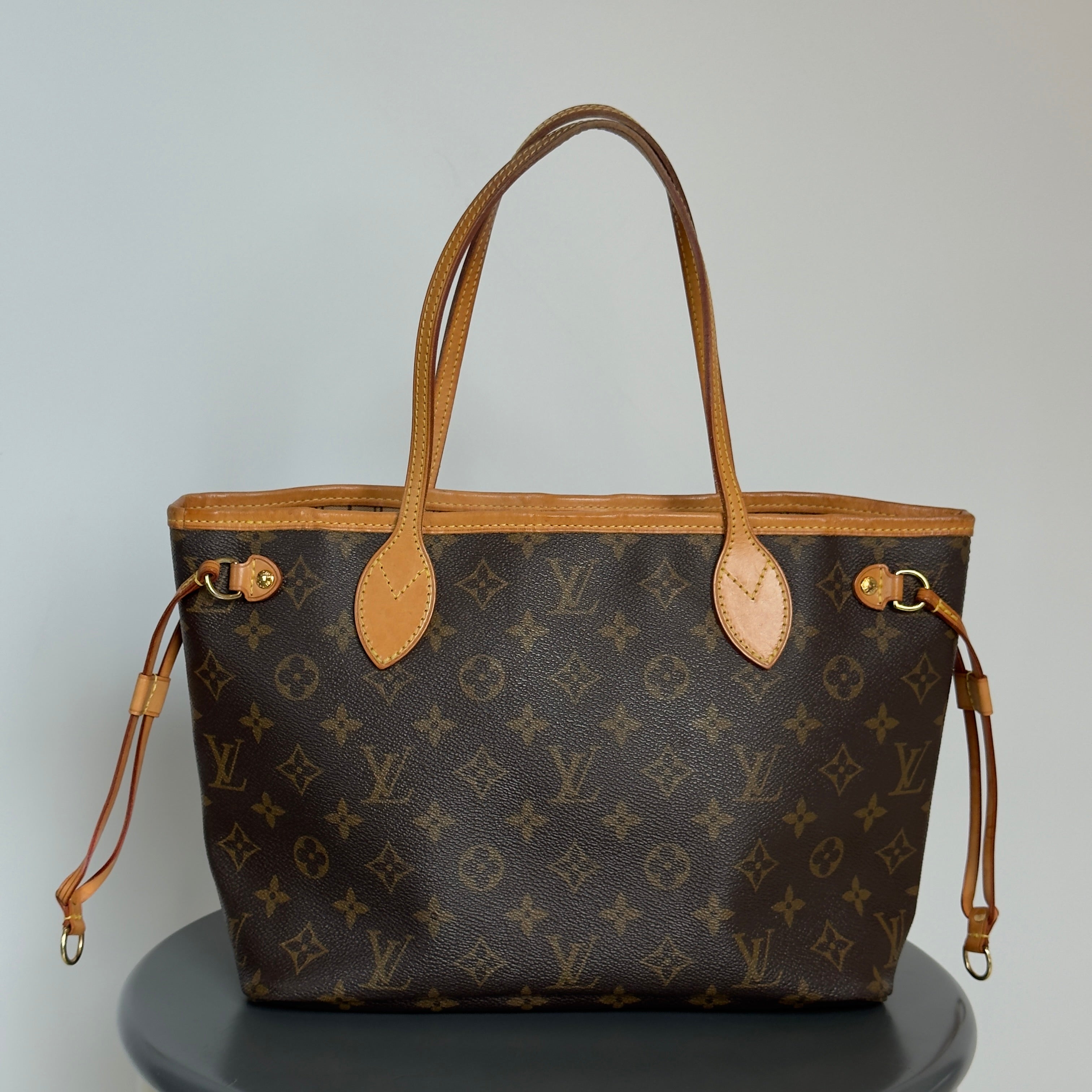 Louis Vuitton Monogram Neverfull PM - Queen May
