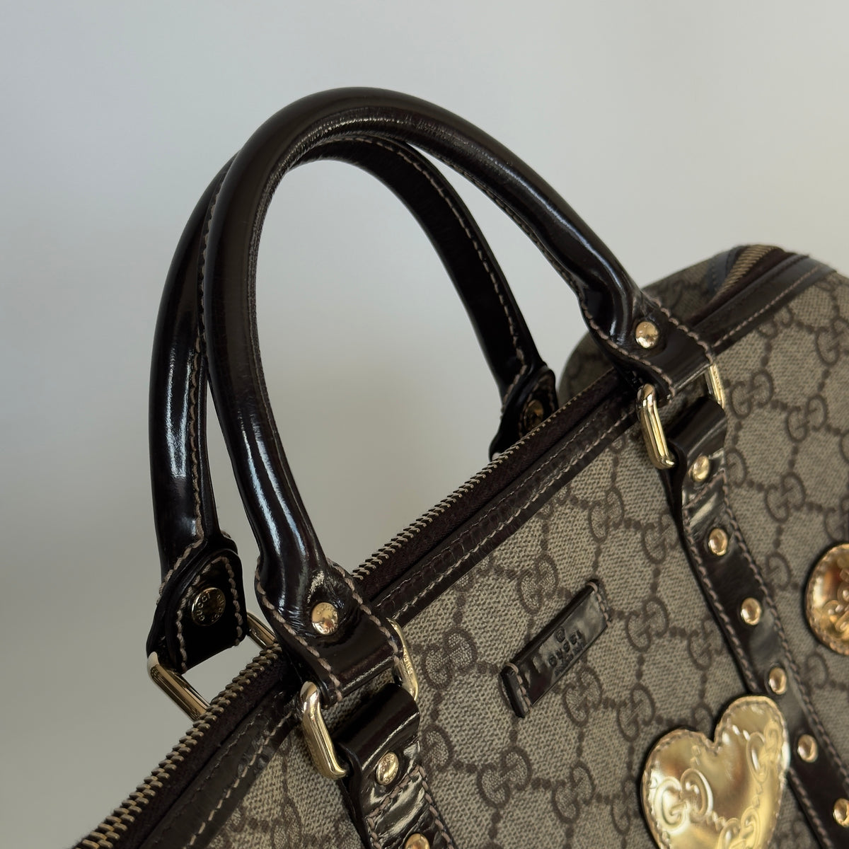 Gucci GG Supreme Hearts Medium Joy Boston Bag - Queen May