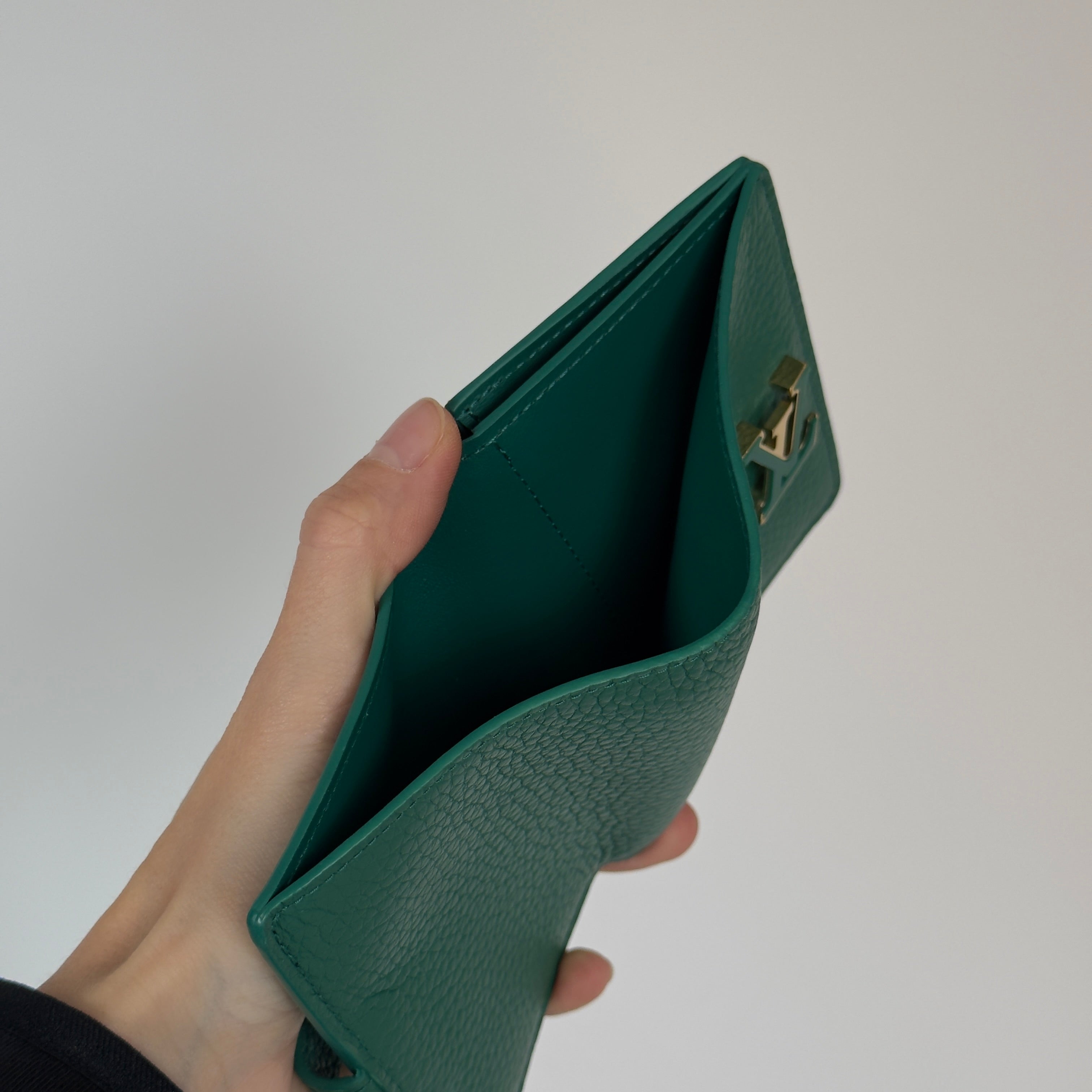 Louis Vuitton Vertical Wallet Taurillion Leather Compact Green - Queen May