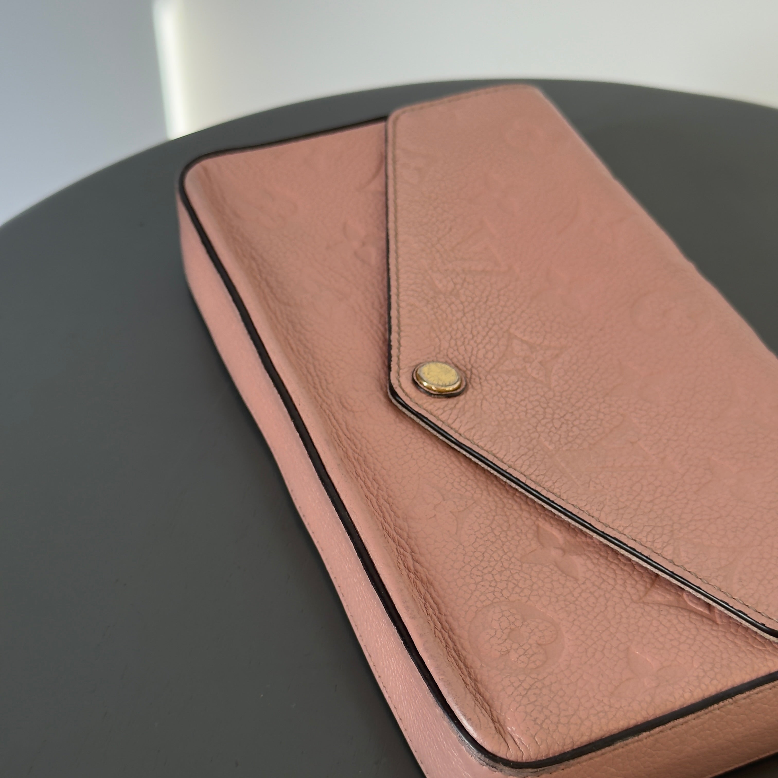 Louis Vuitton Empriente Felice Pochette - Queen May
