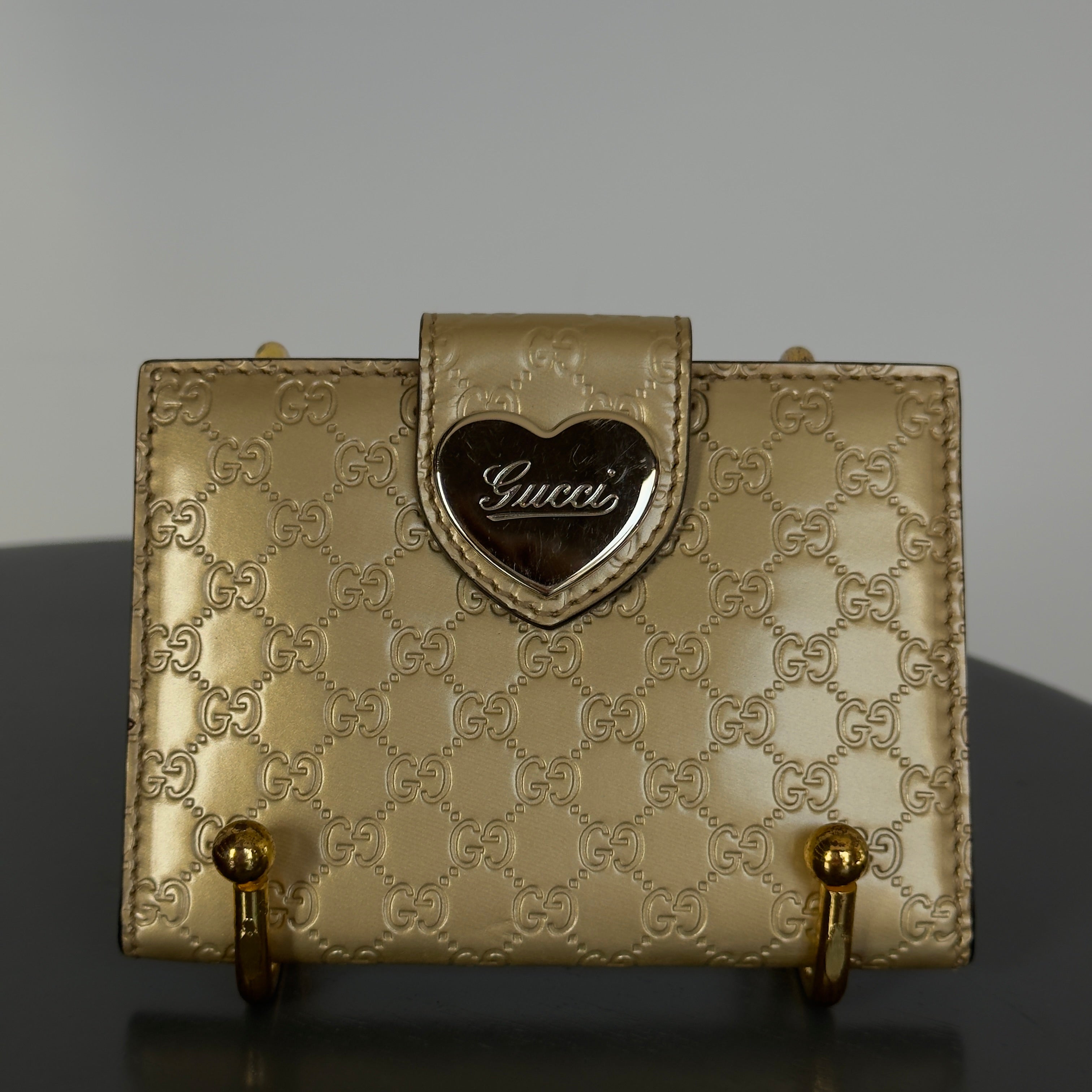Gucci Metallic Heart Card Holder - Queen May