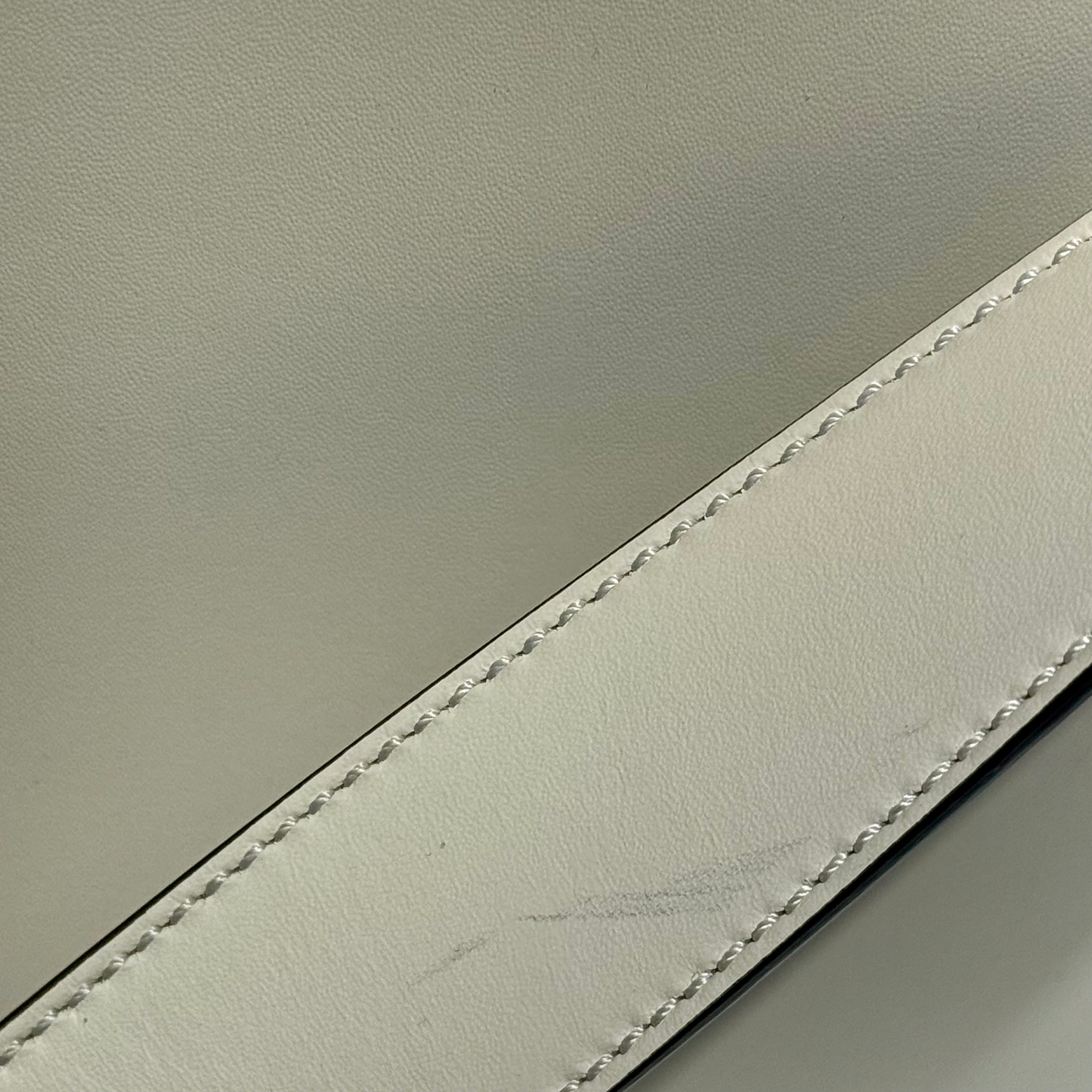 Fendi Leather Sunshine Medium - Queen May