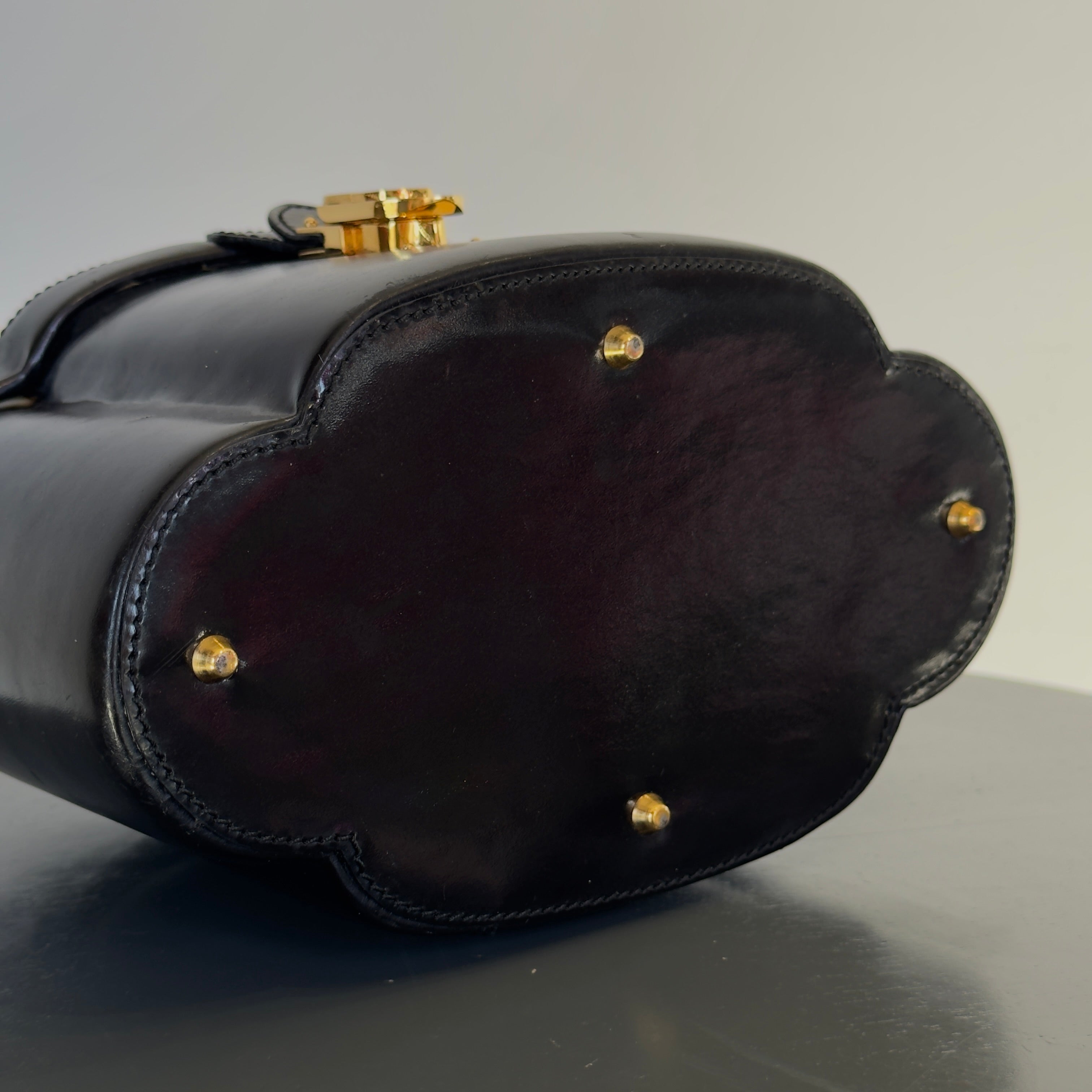 Rare Vintage Loewe Hardcase Top Handle - Queen May