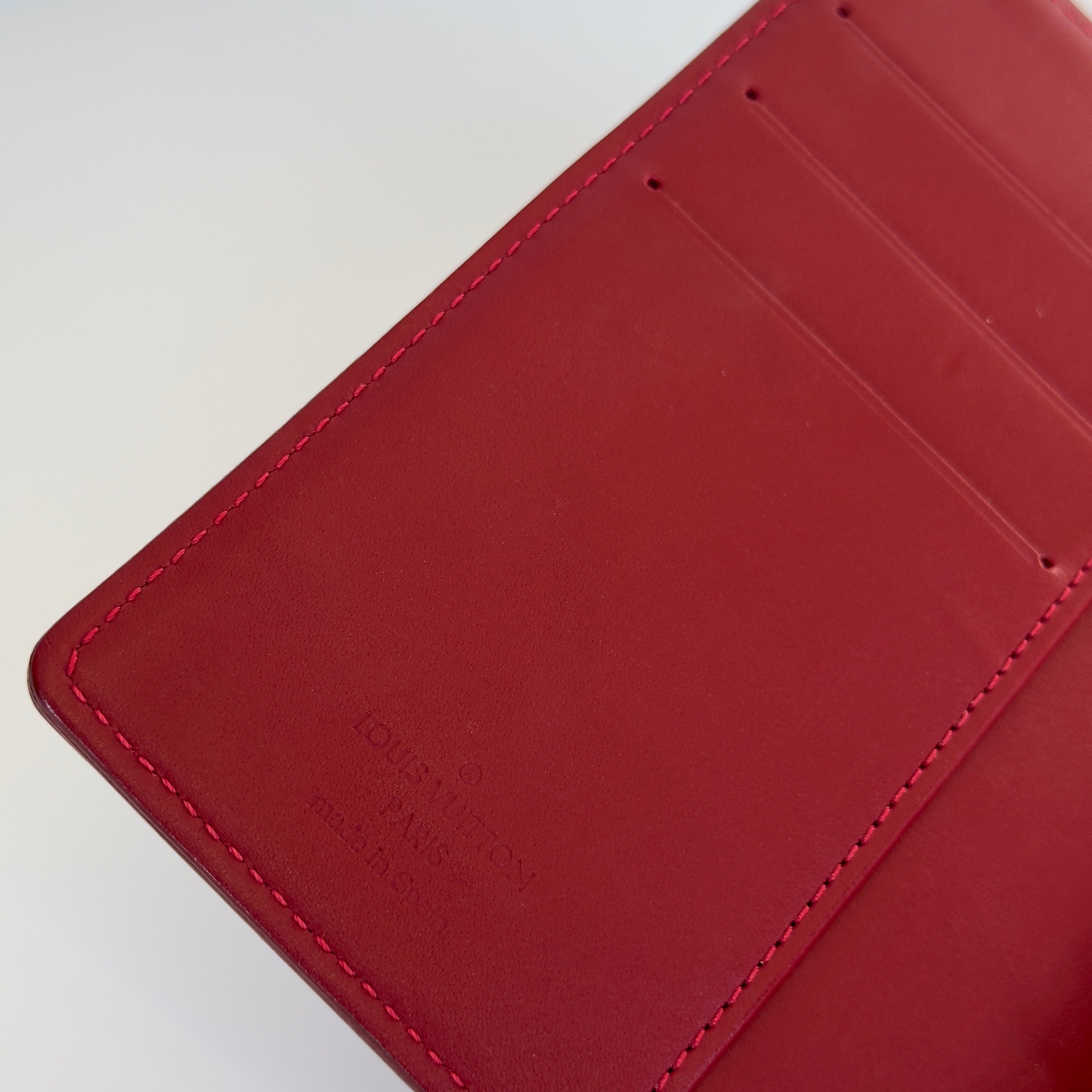 Louis Vuitton Red Vernis Leather Agenda Cover - Queen May