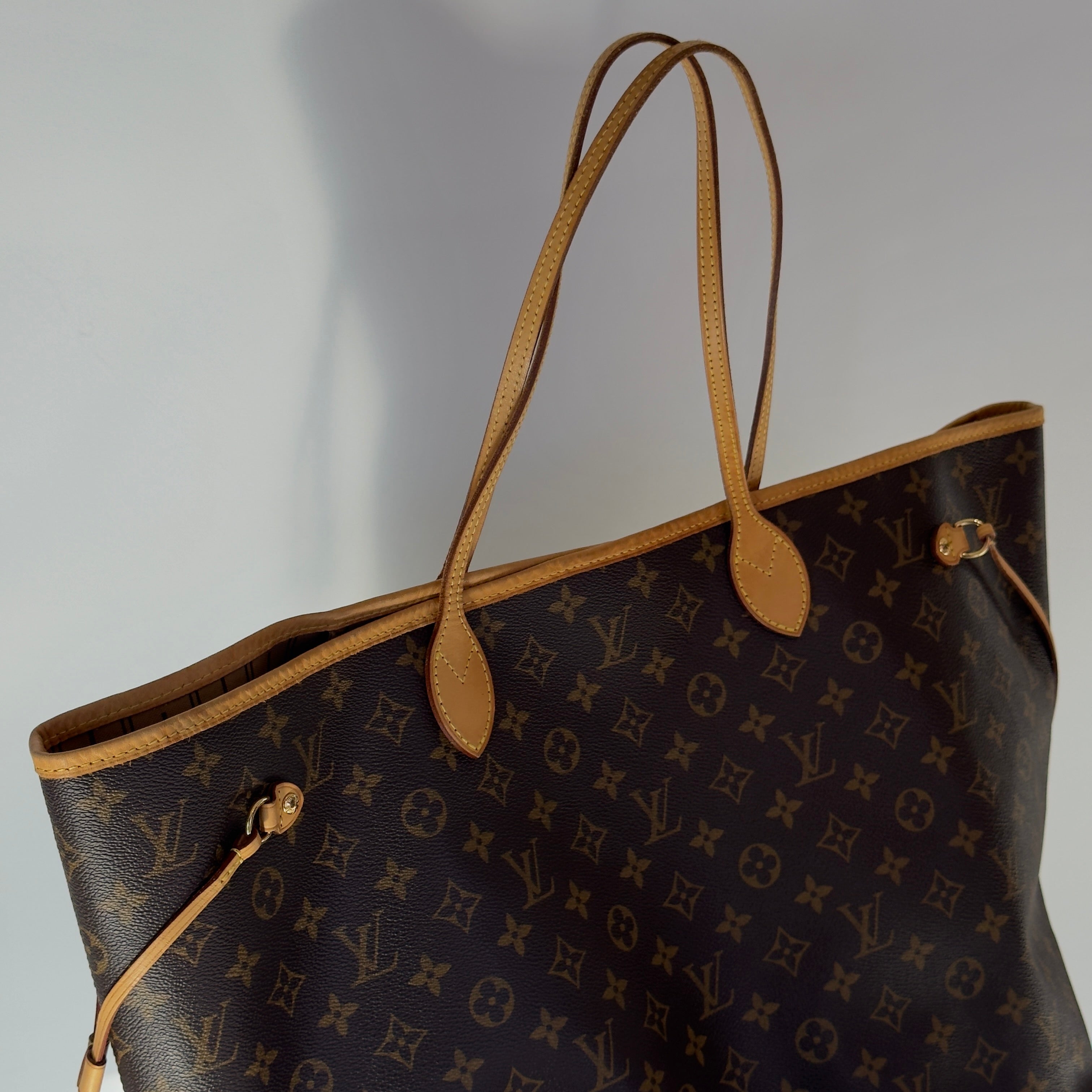 Louis Vuitton Monogram Neverfull GM - Queen May