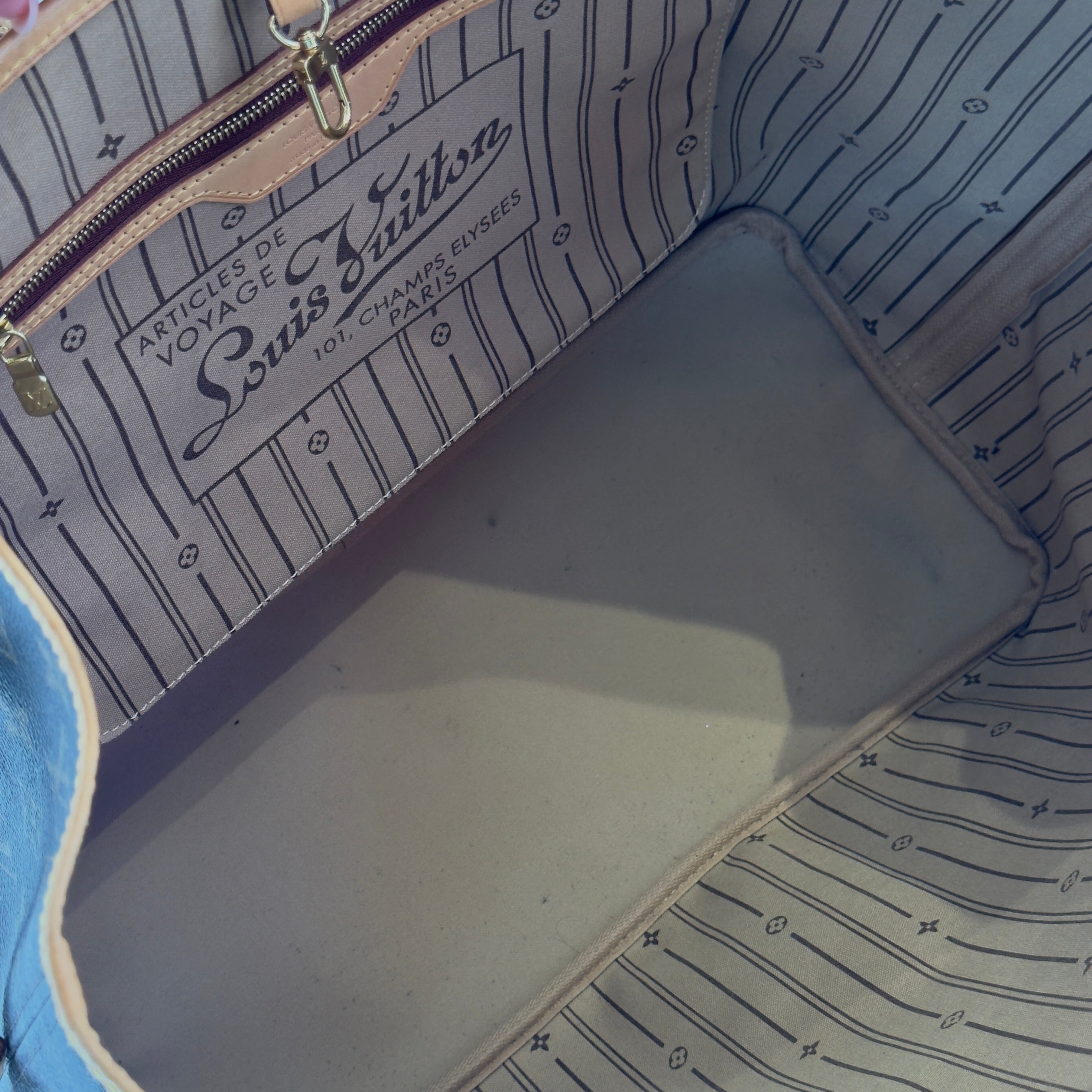 Louis Vuitton Monogram Neverfull GM - Queen May