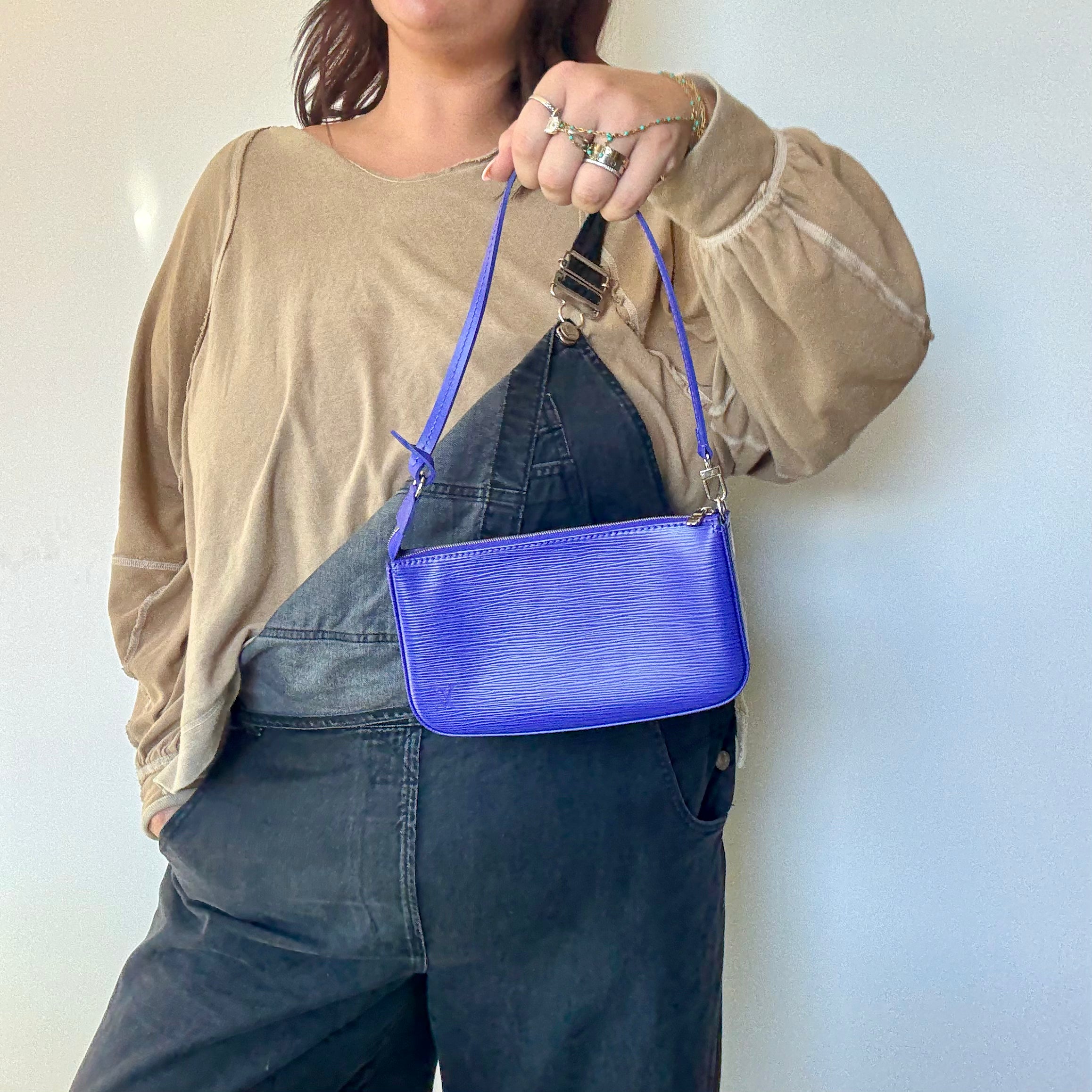 Louis Vuitton Epi Pochette Purple - Queen May