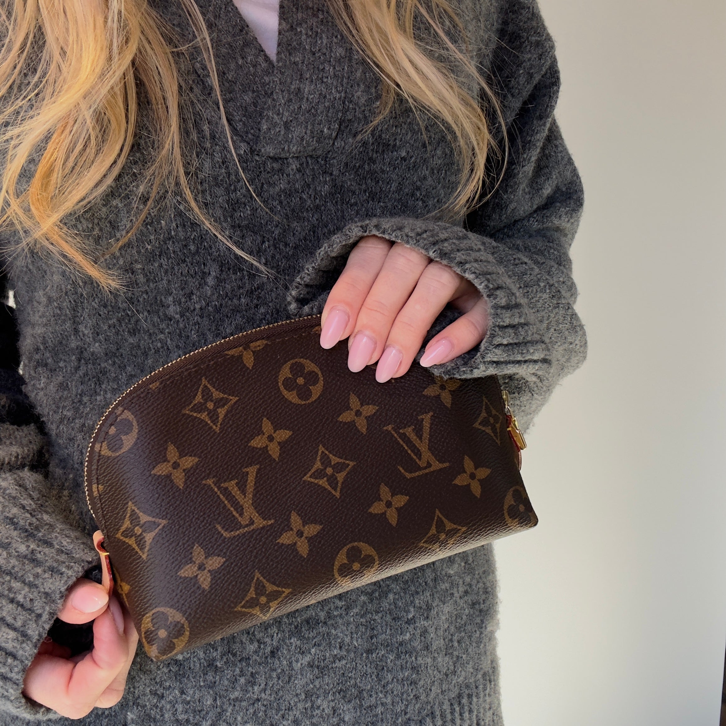 Louis Vuitton Monogram Cosmetic Pouch GM - Queen May