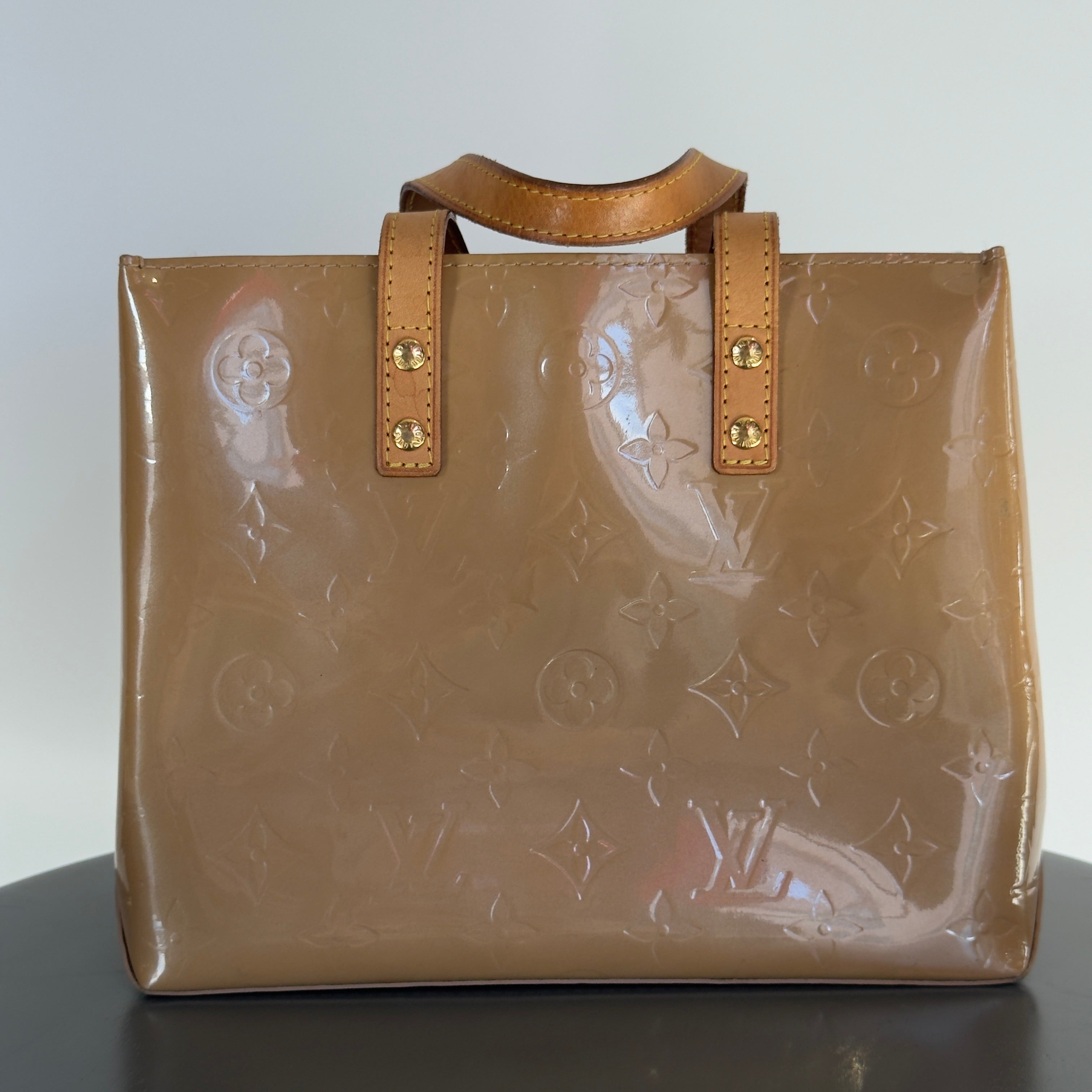 Louis Vuitton Vernis Reade - Queen May