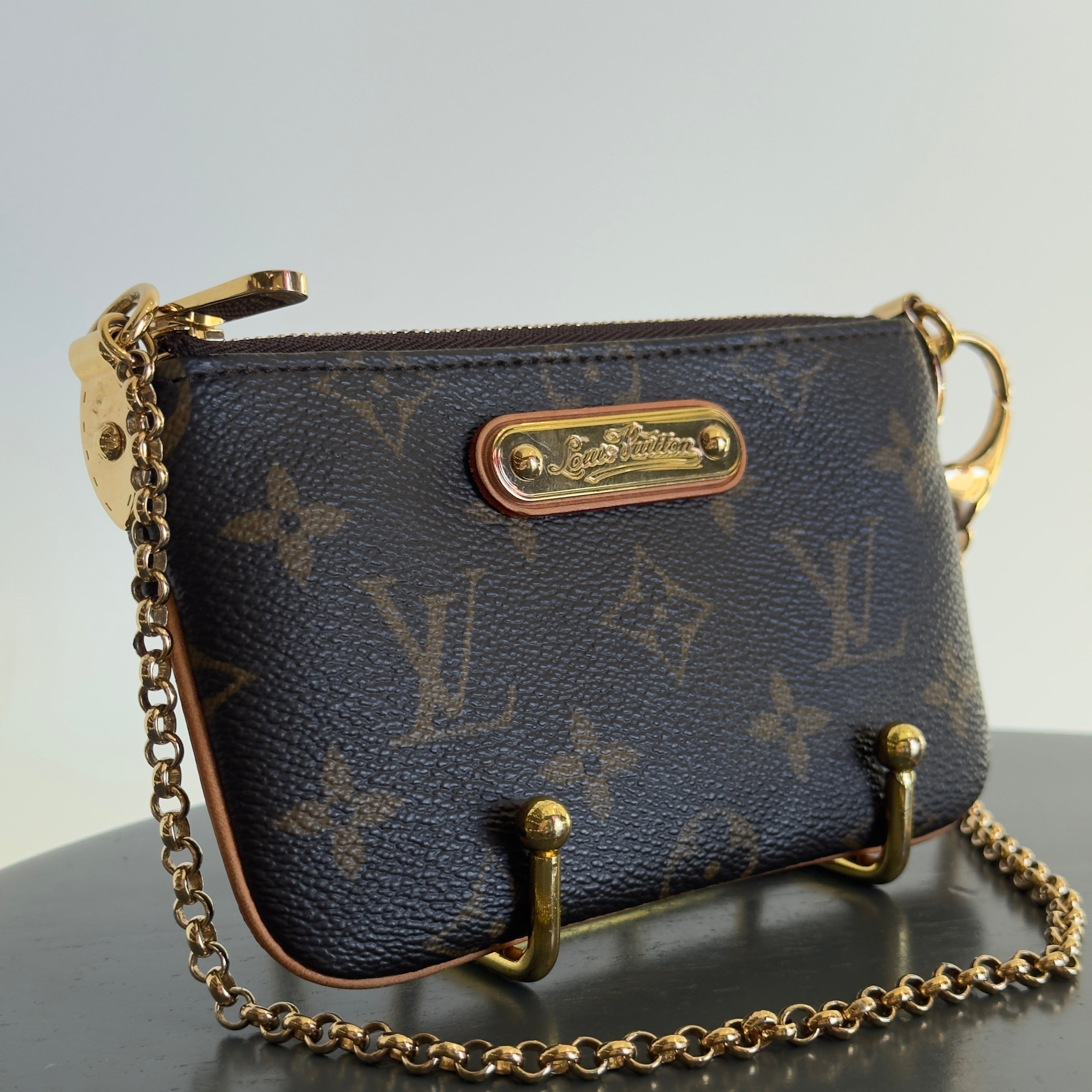 Louis Vuitton Milla MM Pochette - Queen May